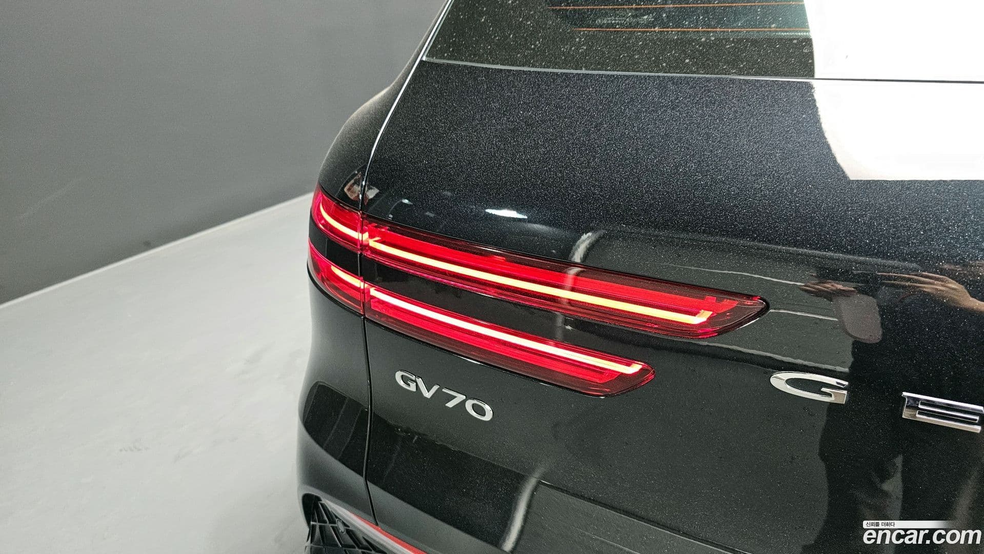 Main__Slider__Photo:GV70 Genesis 2022.6-22