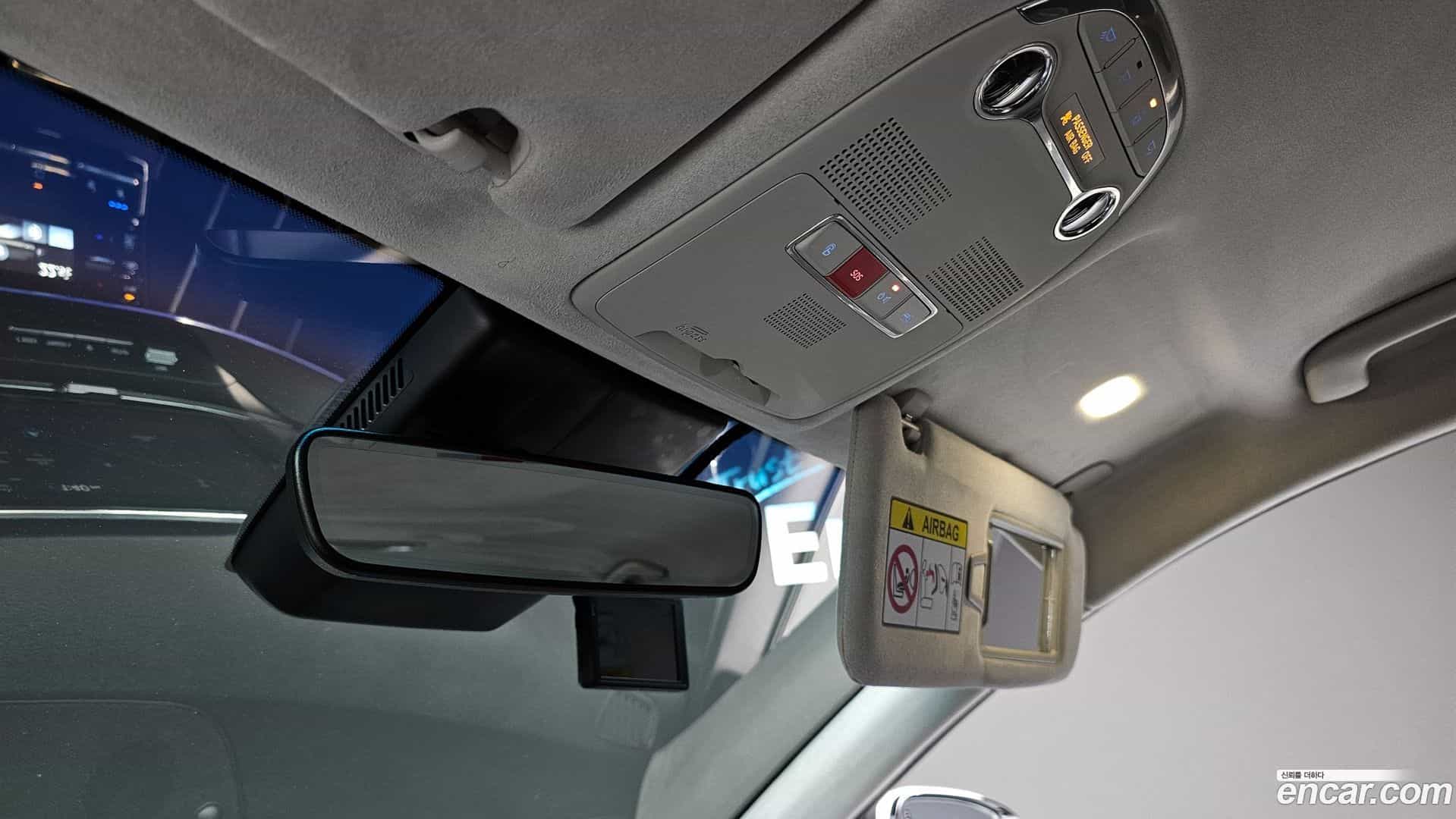 Grandeur Hyundai 2022.9-OPTION-043