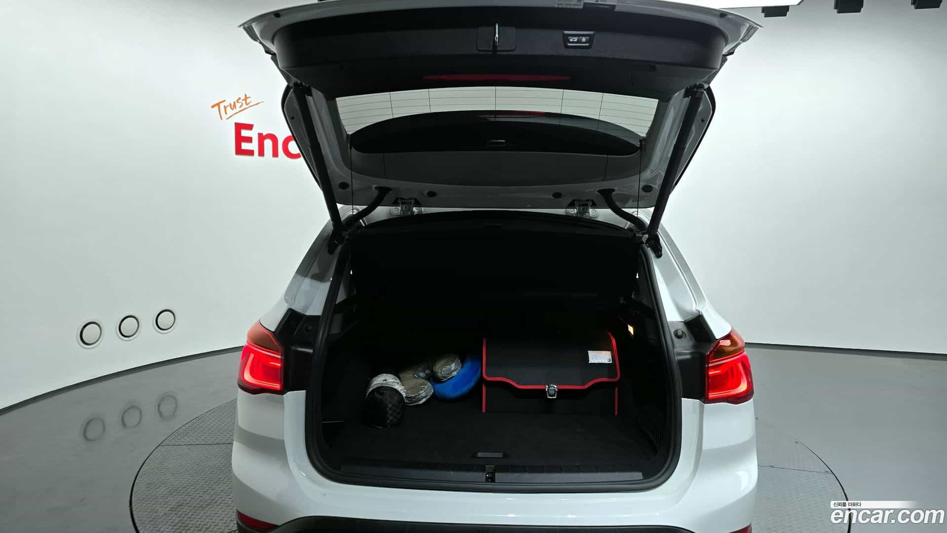 X1 BMW 2017.6-OPTION-021