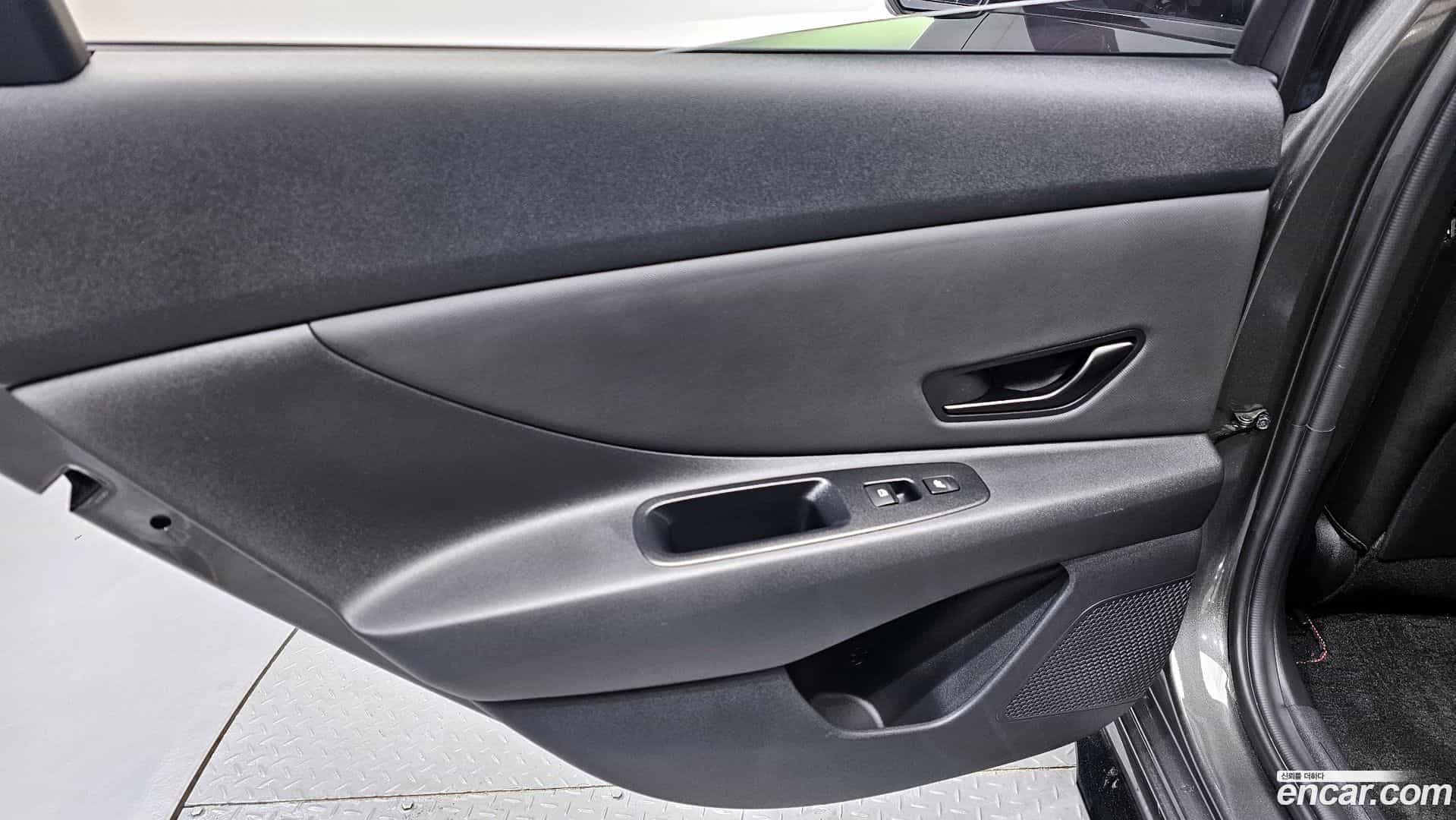 AVANTE Hyundai 2023.9-INNER-035