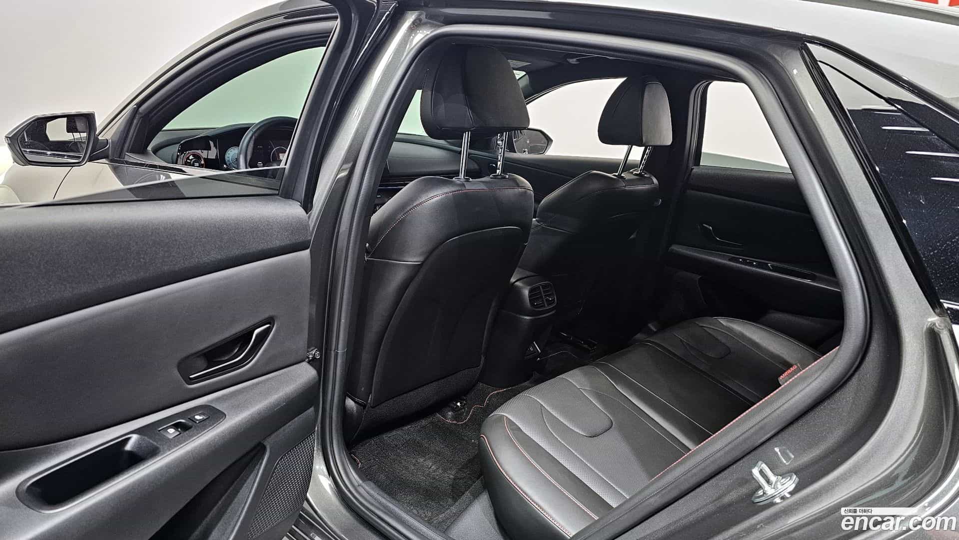 AVANTE Hyundai 2023.9-OPTION-044