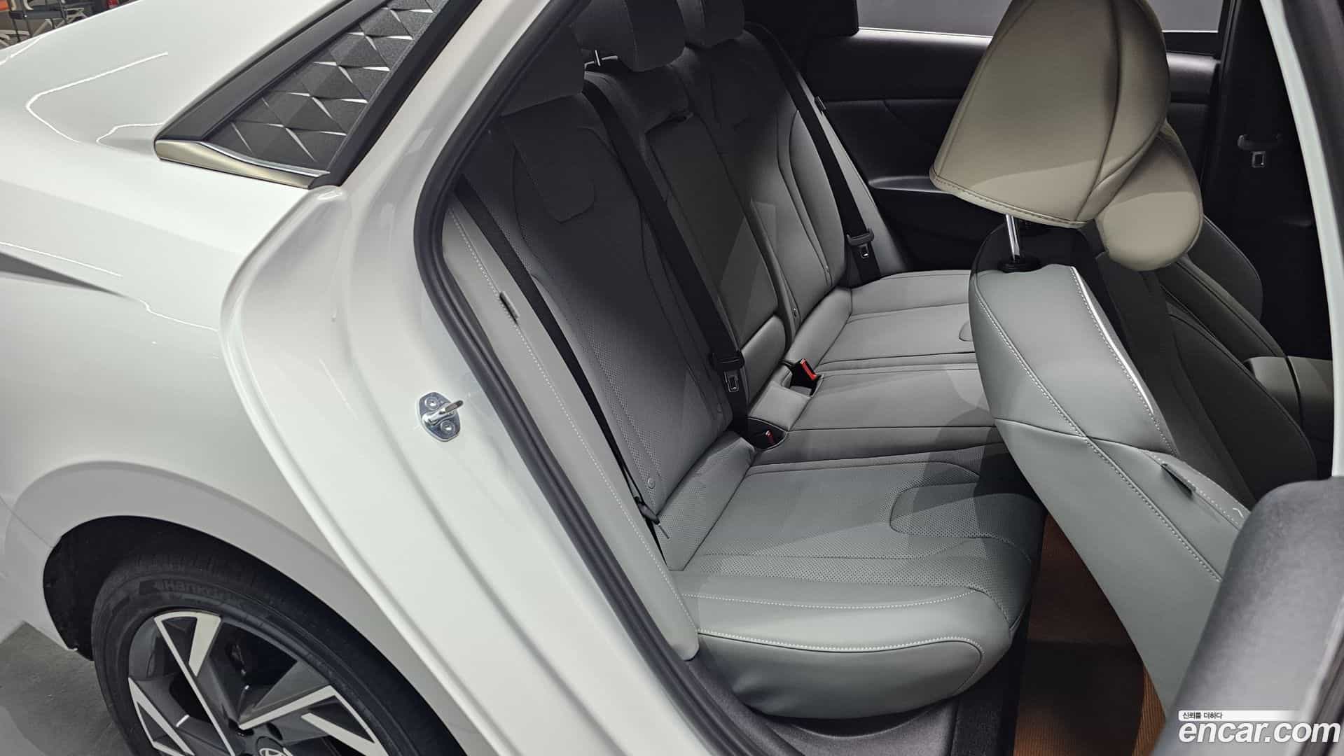 AVANTE Hyundai 2026.0-OPTION-016