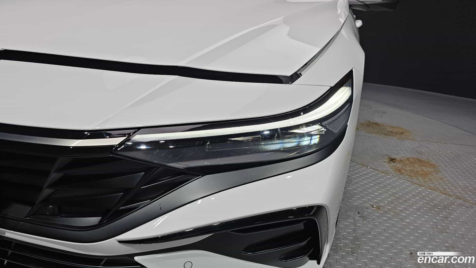AVANTE Hyundai 2026.0-OUTER-032