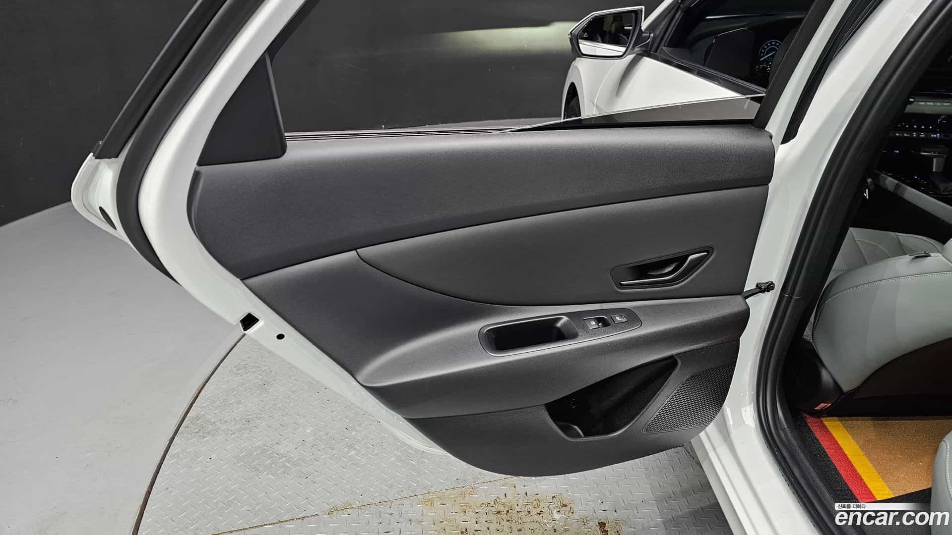 AVANTE Hyundai 2026.0-INNER-035