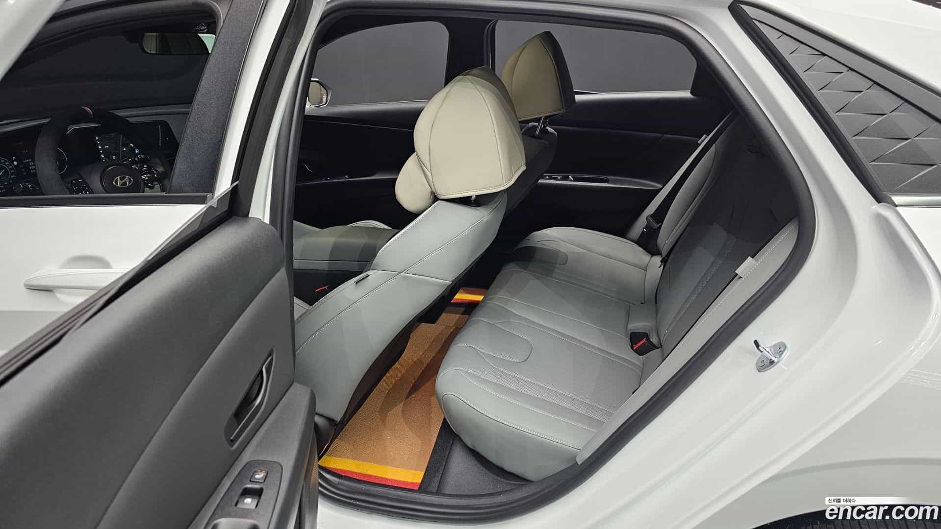 AVANTE Hyundai 2026.0-INNER-036