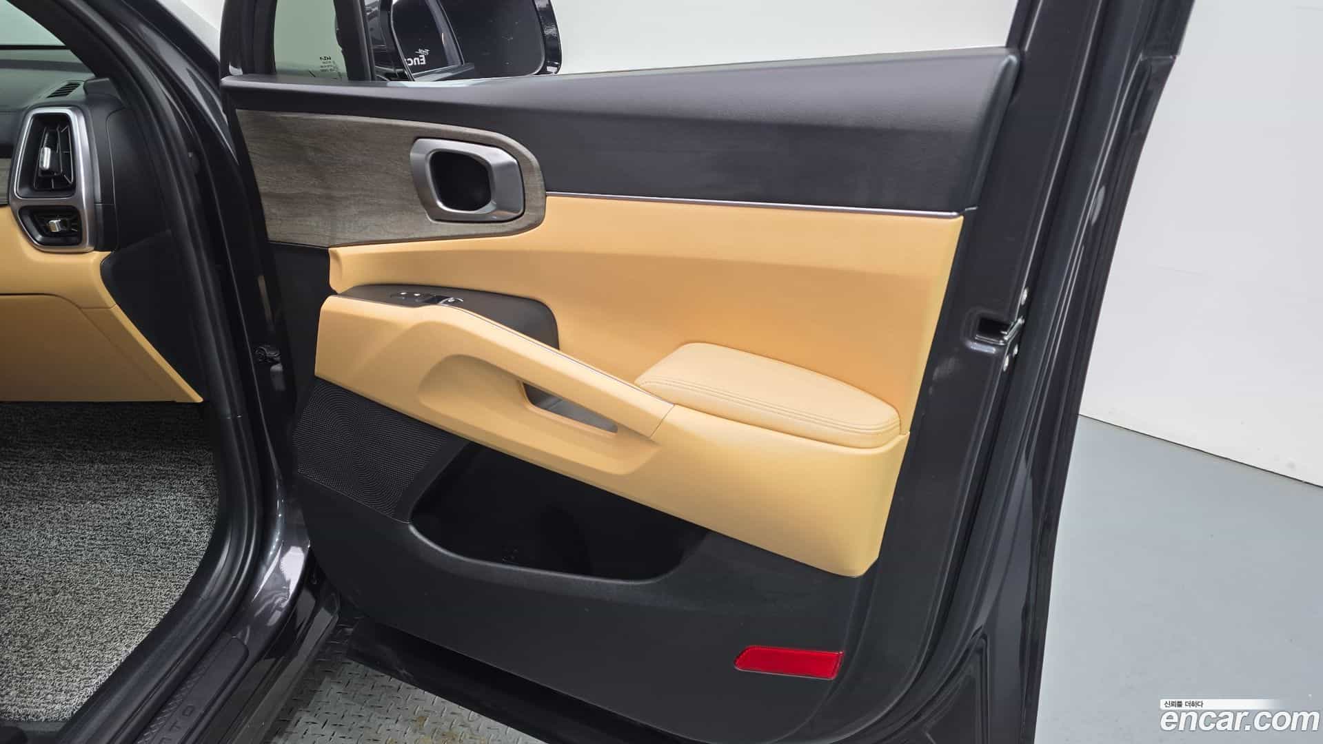 Sorento Kia 2023.5-INNER-034