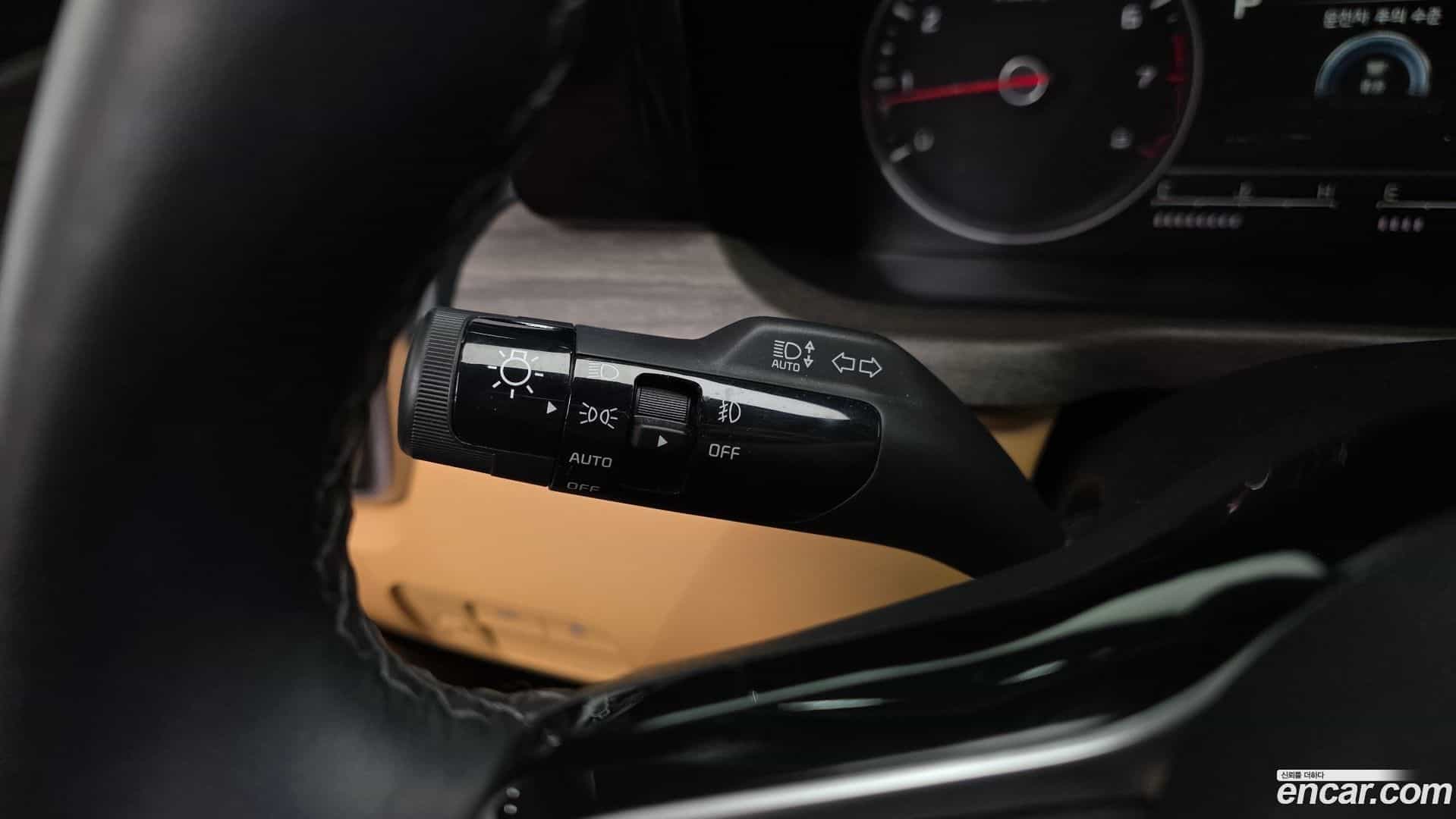 Sorento Kia 2023.5-OPTION-042