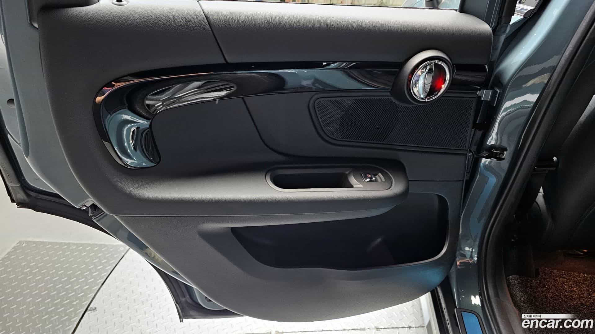 Countryman Mini 2022.9-INNER-035