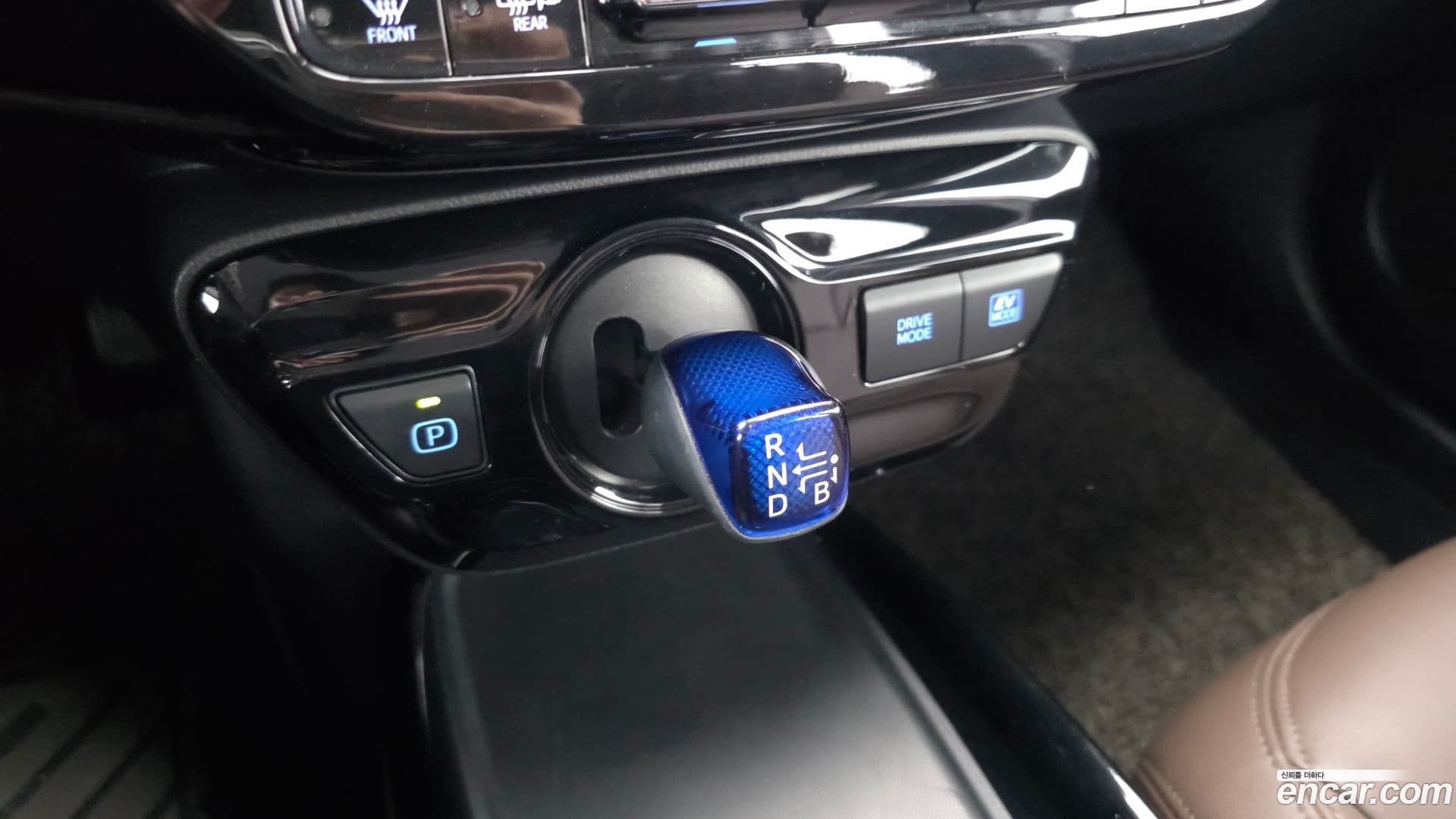 Main__Slider__Photo:Prius Toyota 2021.7-8
