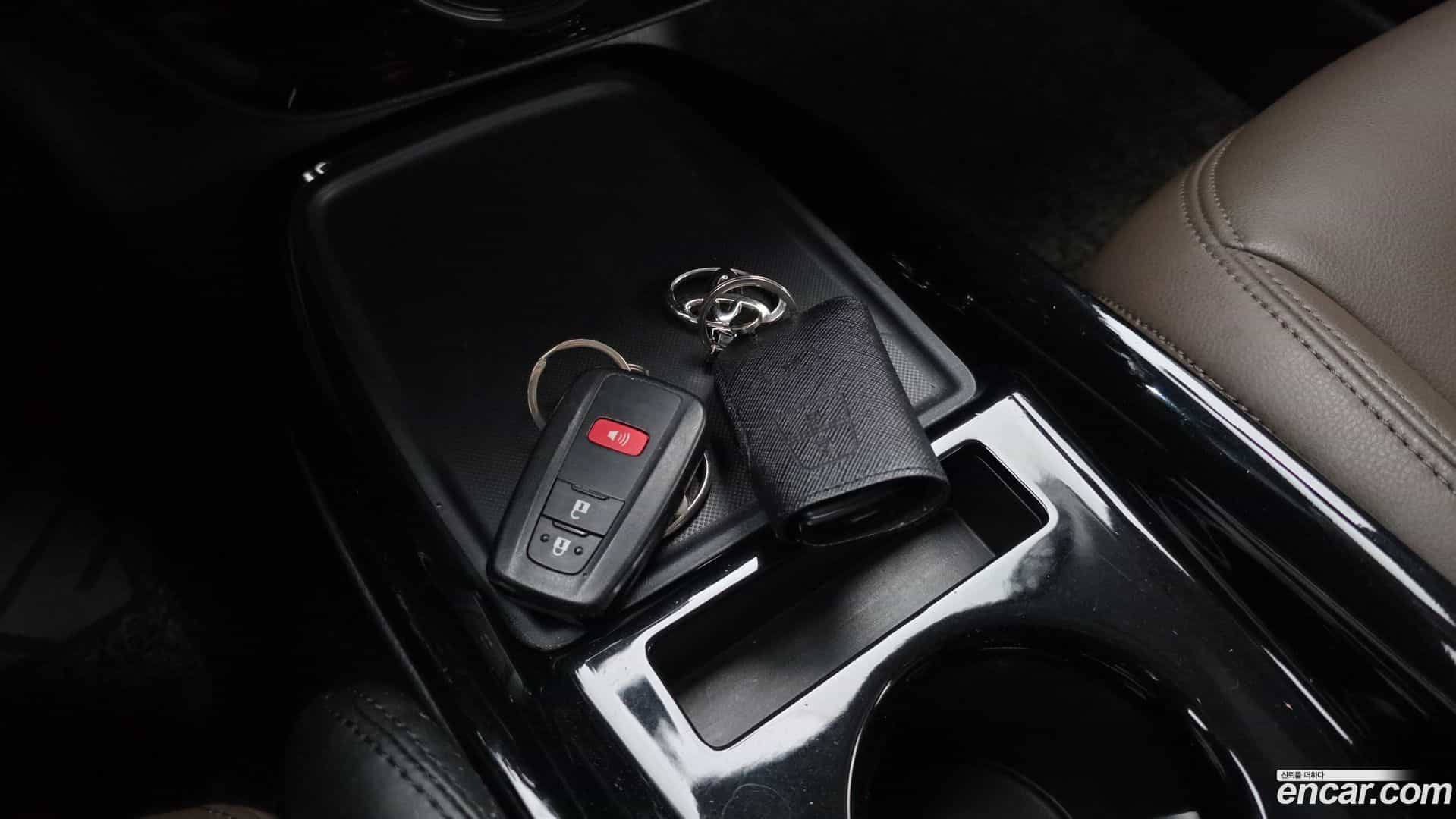 Prius Toyota 2021.7-OPTION-040
