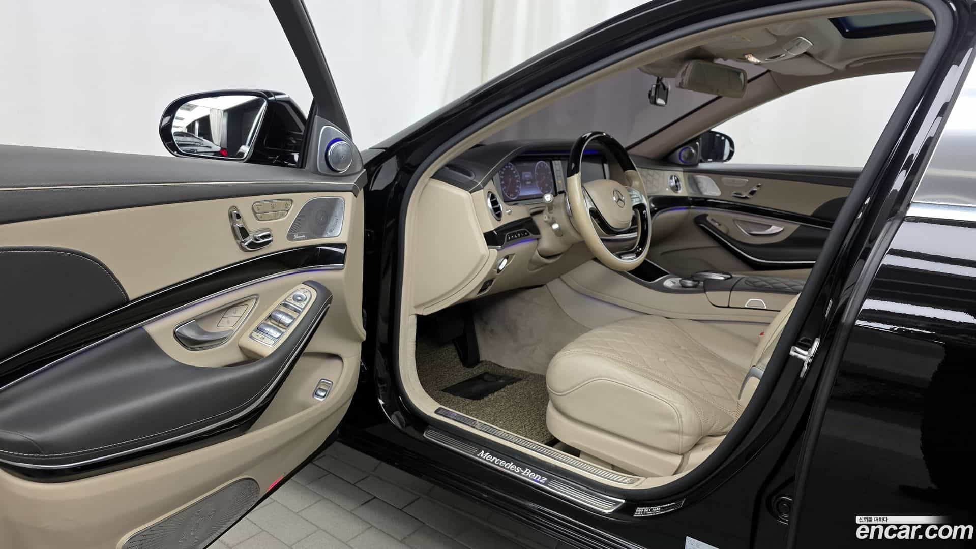 S-Class Mercedes-Benz 2015.10-INNER-010