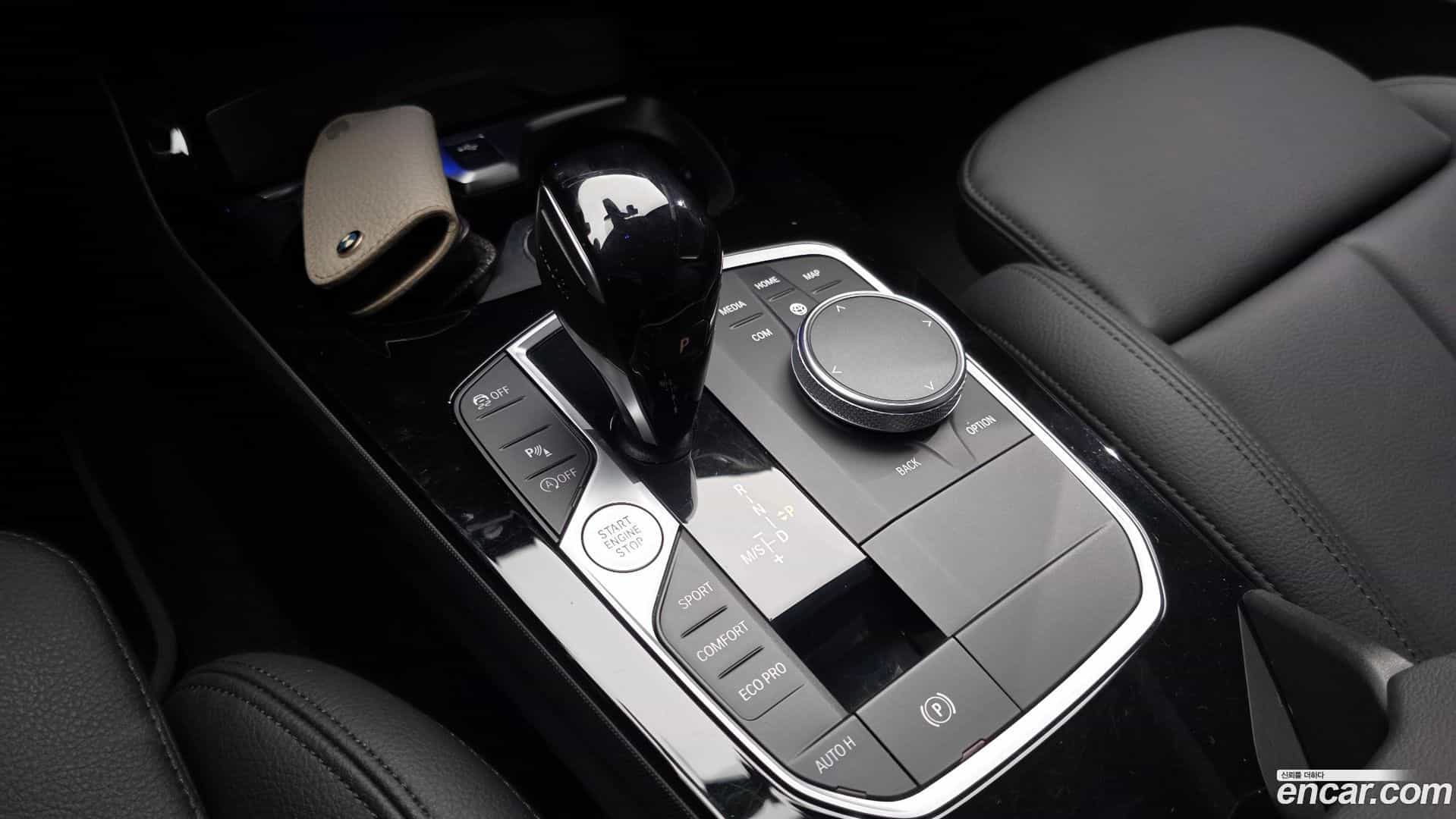 2-Series BMW 2023.5-INNER-009