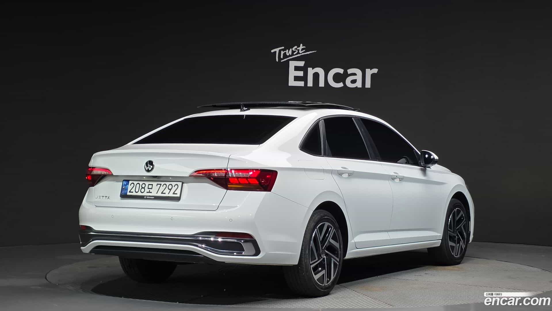 Jetta Volkswagen 2022.10-OUTER-002