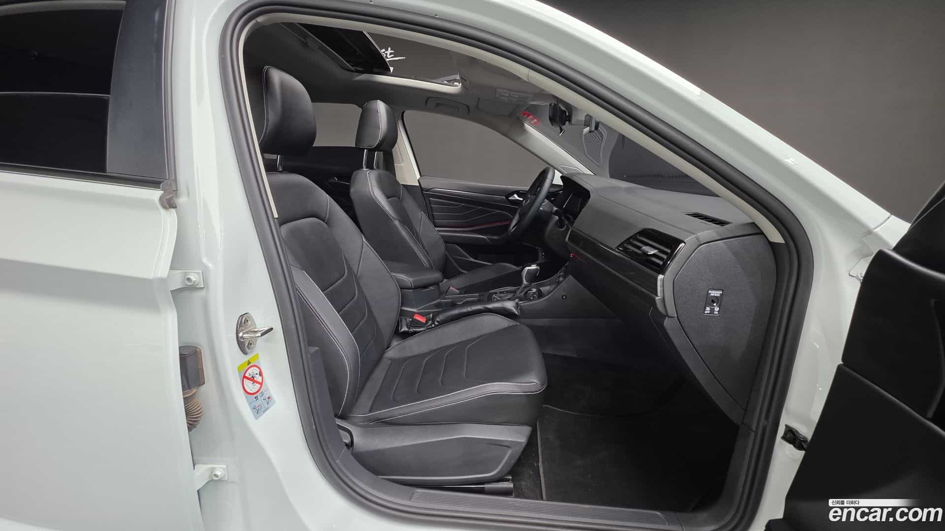 Jetta Volkswagen 2022.10-INNER-010