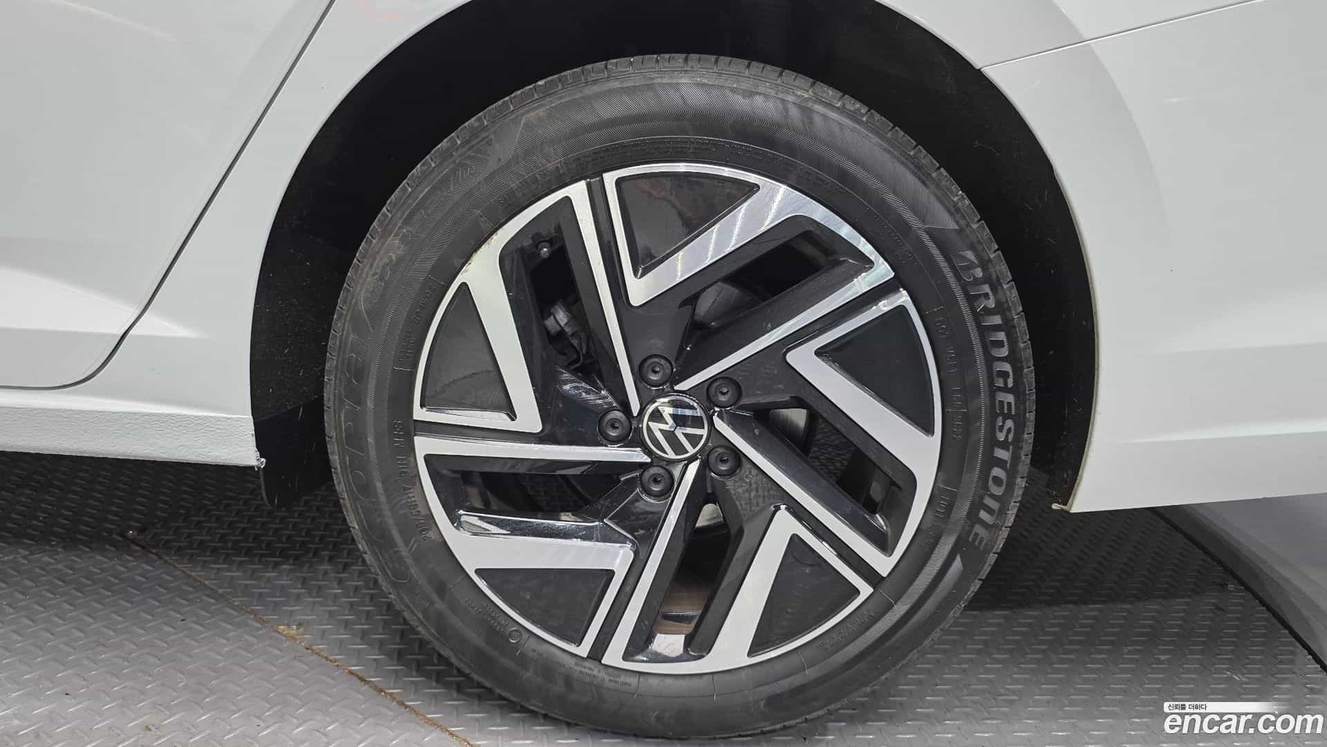 Jetta Volkswagen 2022.10-OUTER-031