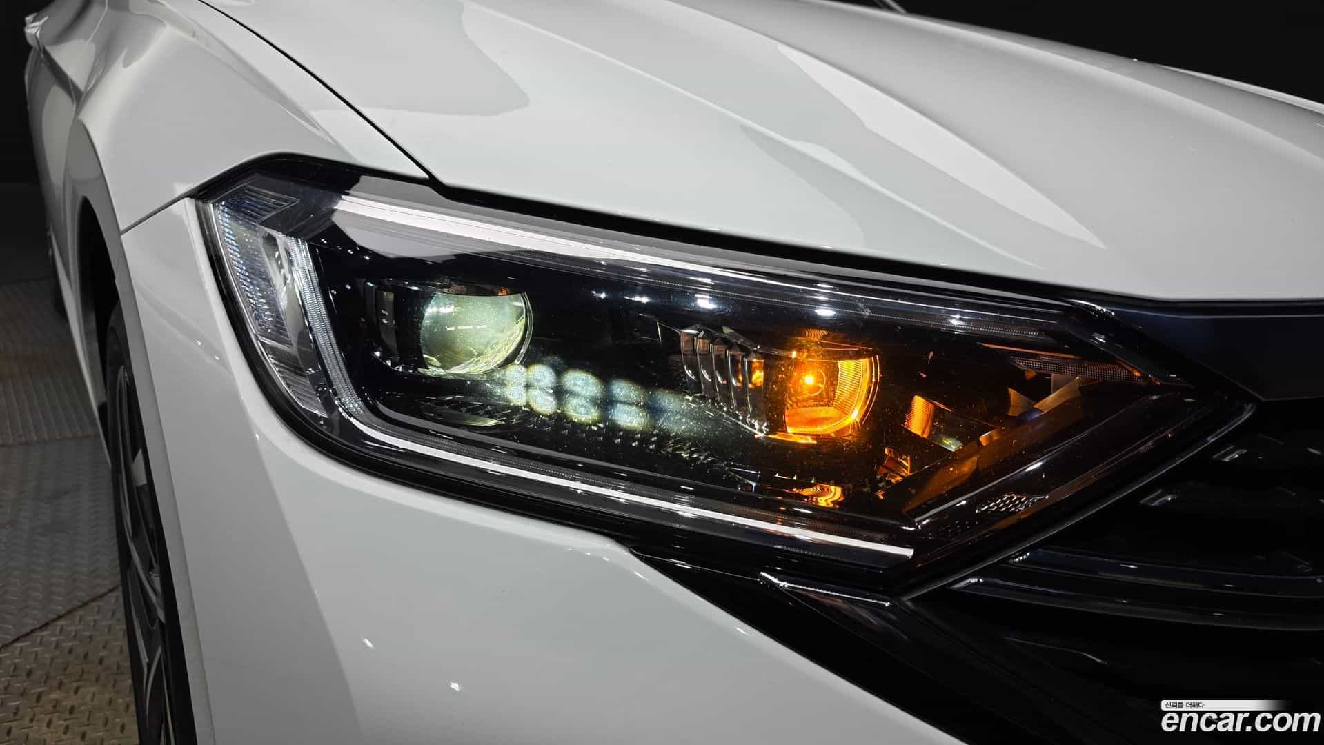 Jetta Volkswagen 2022.10-OUTER-032