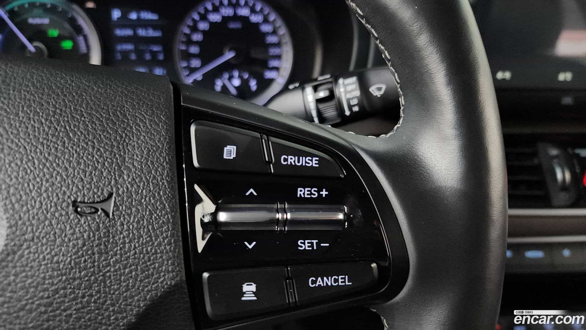 Grandeur Hyundai 2018.10-OPTION-021