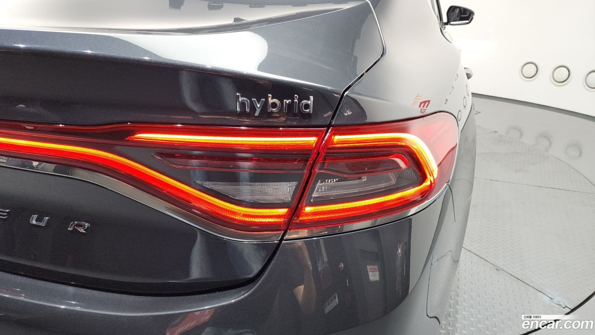 Main__Slider__Photo:Grandeur Hyundai 2018.10-22