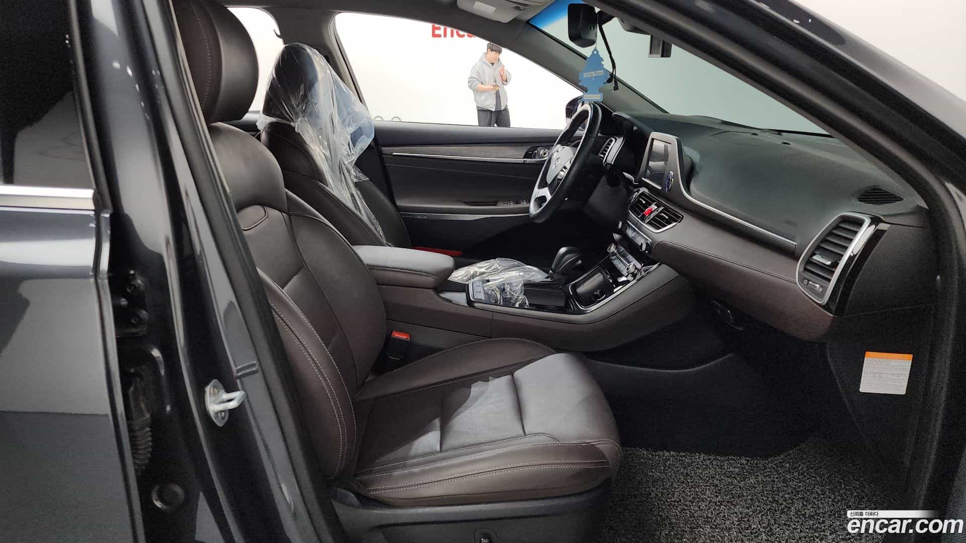 Grandeur Hyundai 2018.10-INNER-036