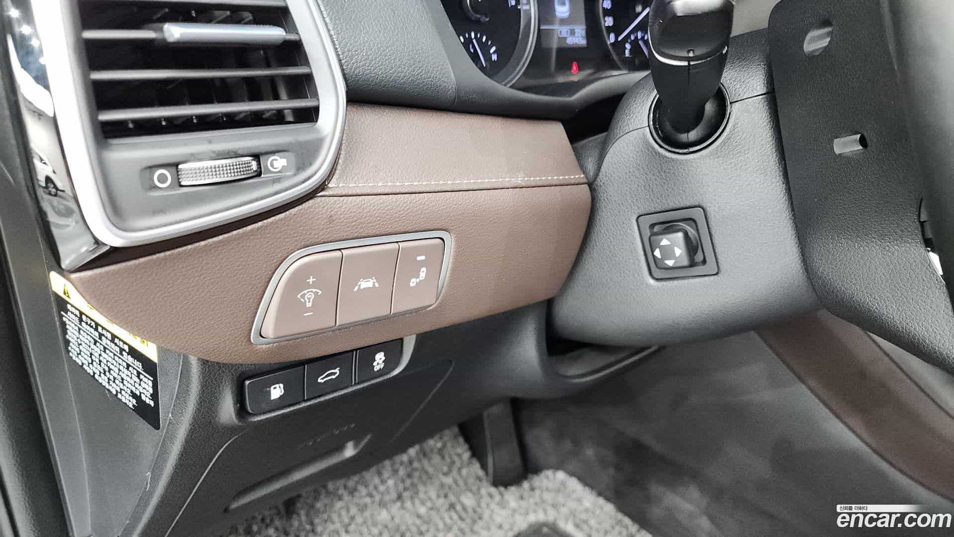 Grandeur Hyundai 2018.10-OPTION-040