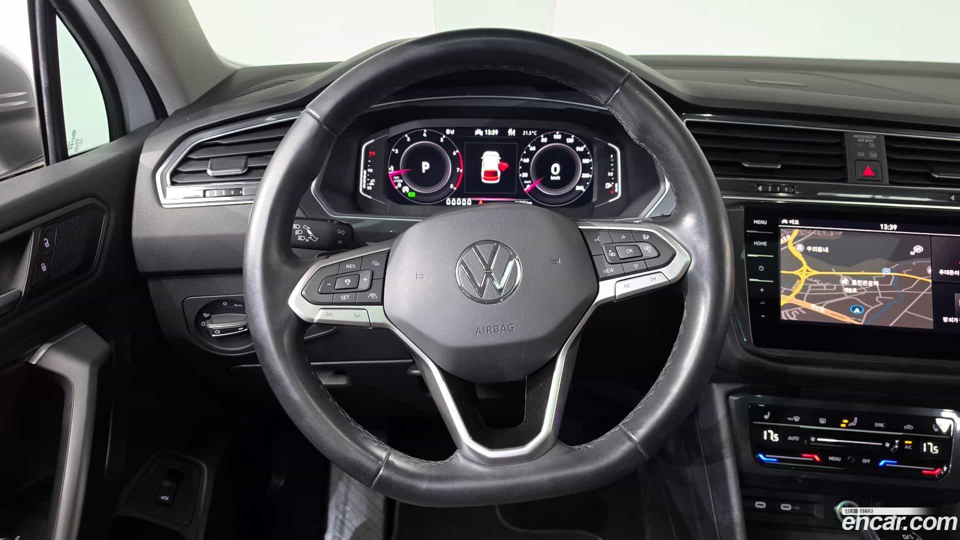 Tiguan Volkswagen 2022.7-OPTION-016