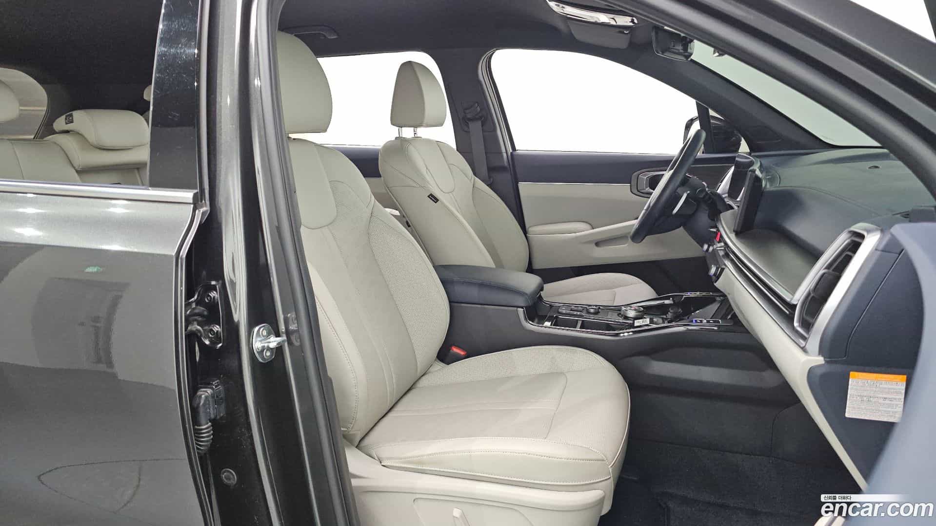 Sorento Kia 2024.3-OPTION-015