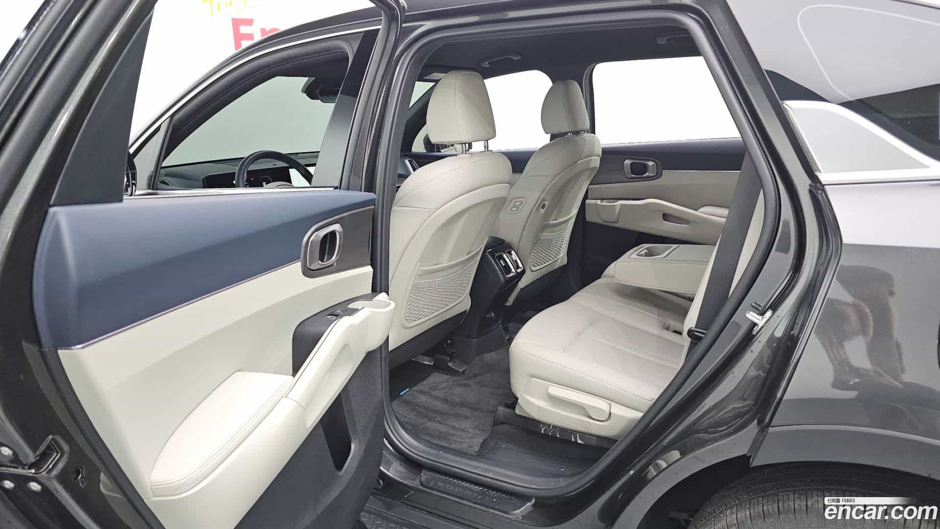 Sorento Kia 2024.3-INNER-036