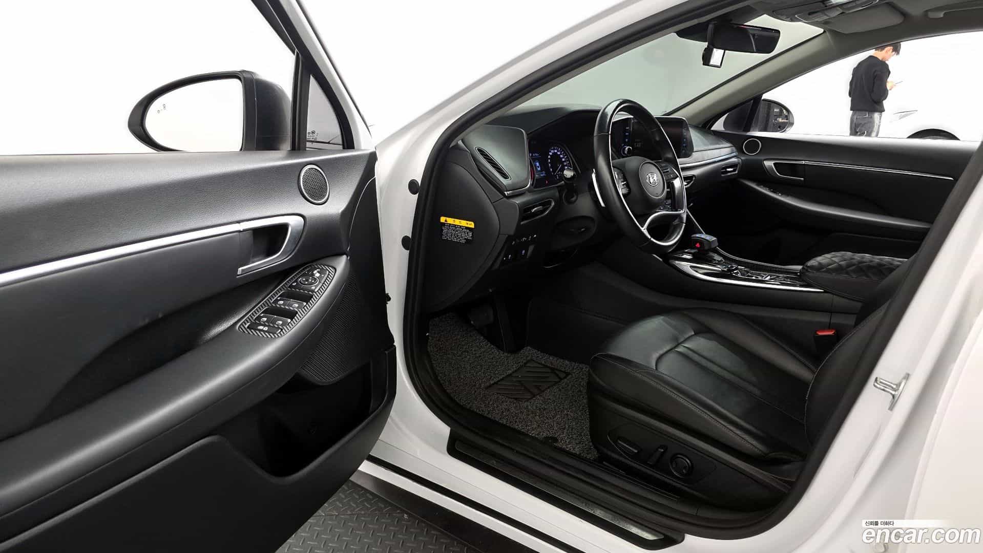 Sonata Hyundai 2019.3-INNER-010