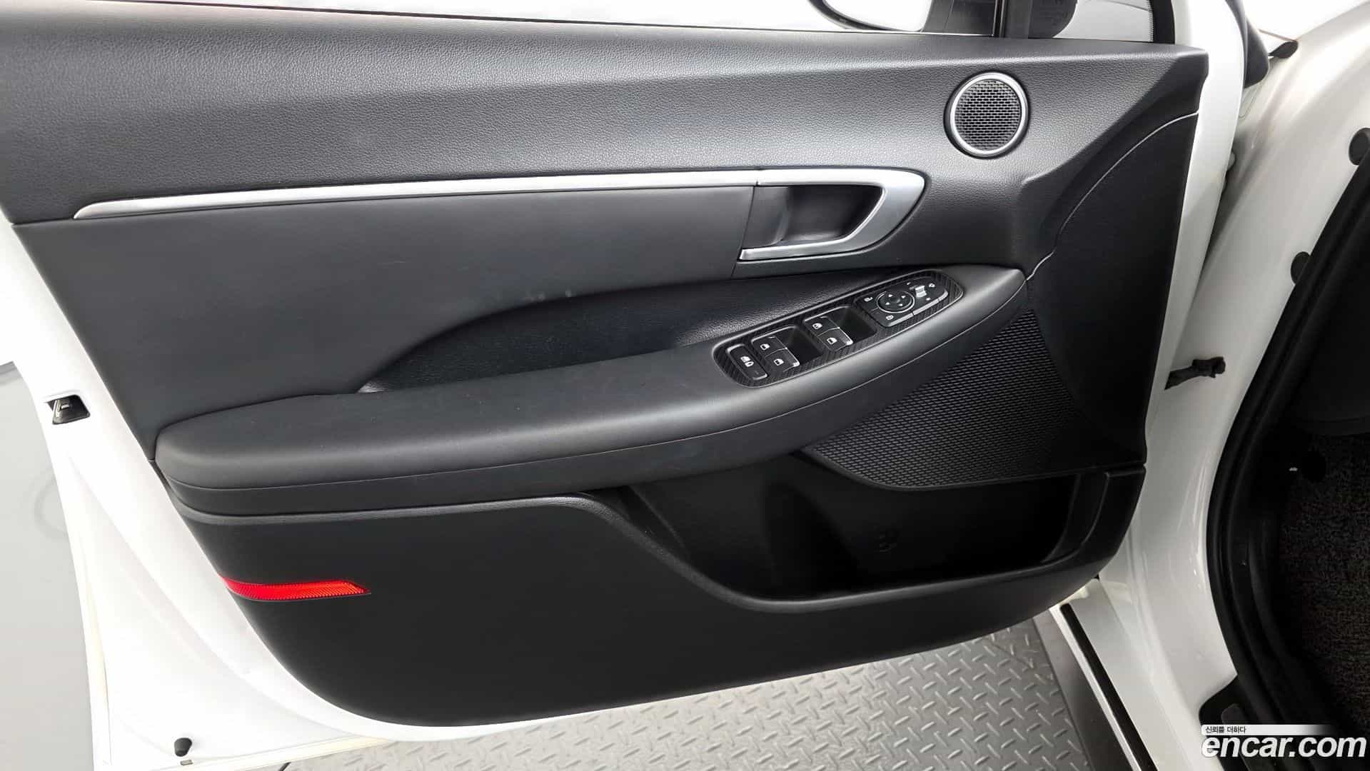 Sonata Hyundai 2019.3-INNER-034
