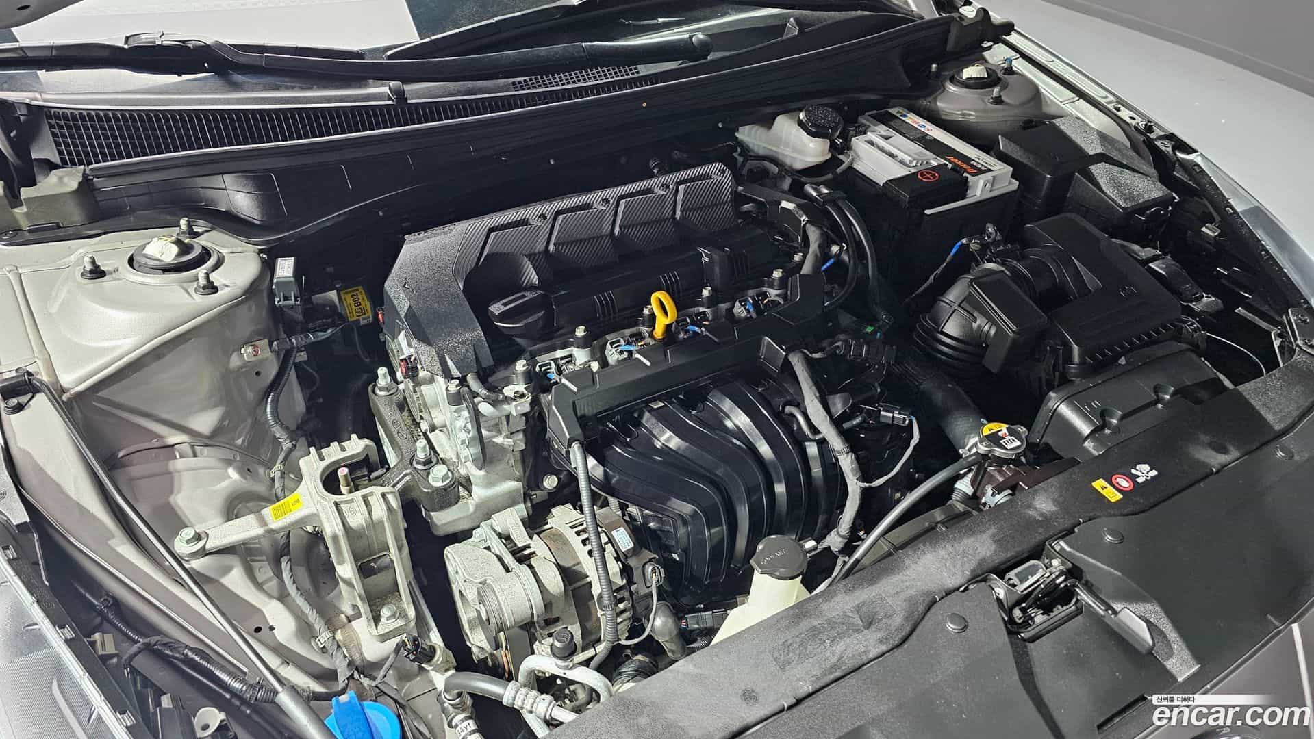 AVANTE Hyundai 2022.1-OUTER-006