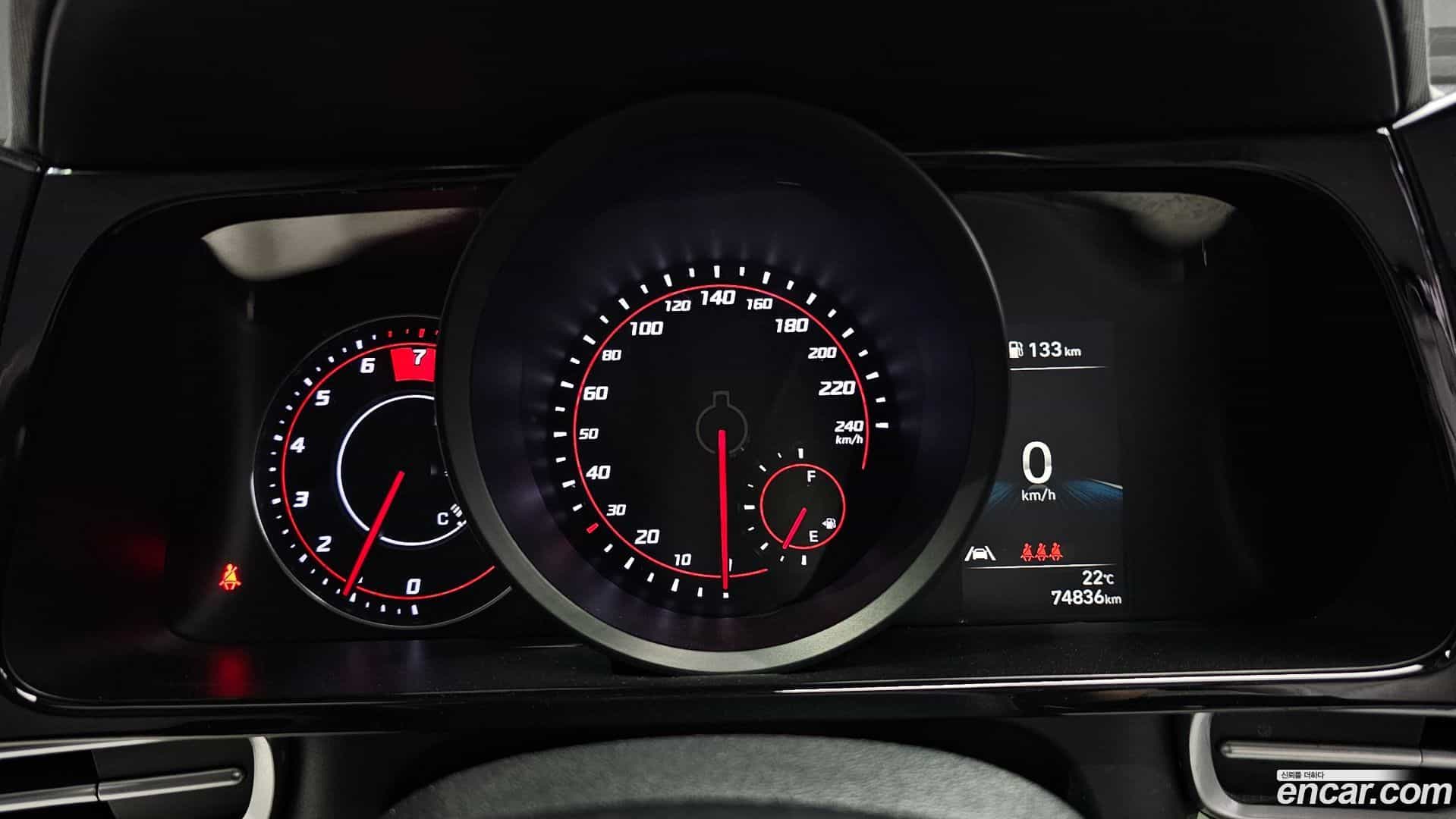 AVANTE Hyundai 2022.1-INNER-008