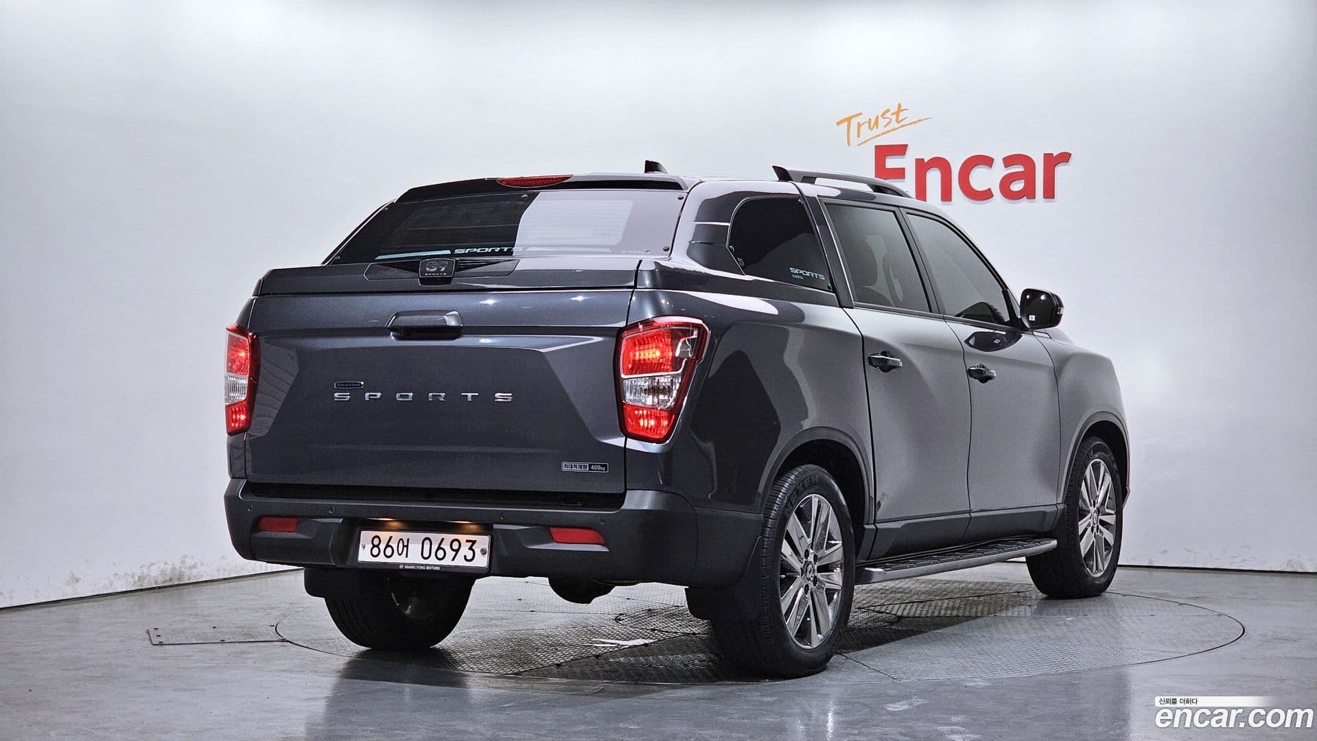 Main__Slider__Photo:Rexton KG Mobility 2021.0-1