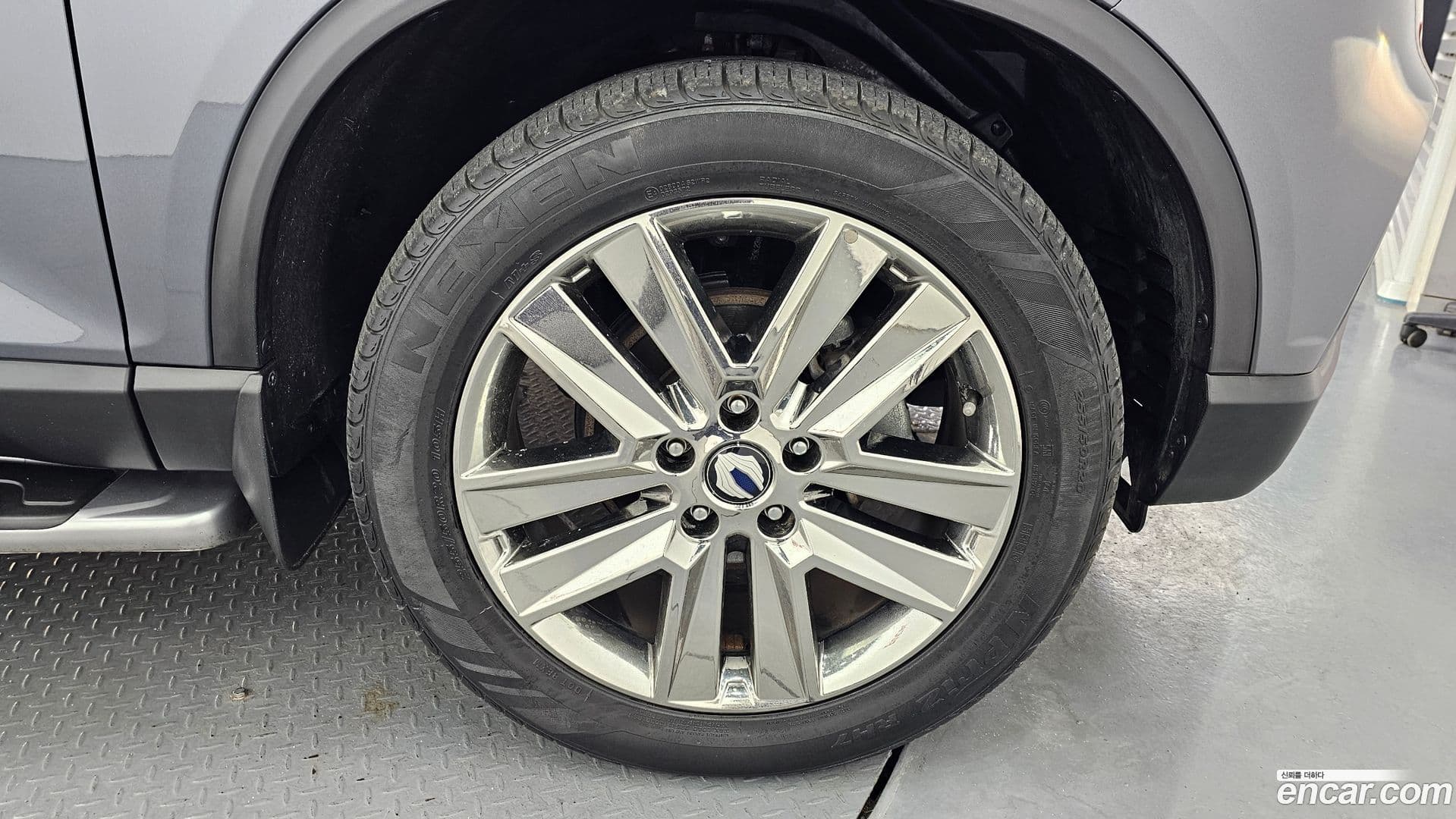 Main__Slider__Photo:Rexton KG Mobility 2021.0-4