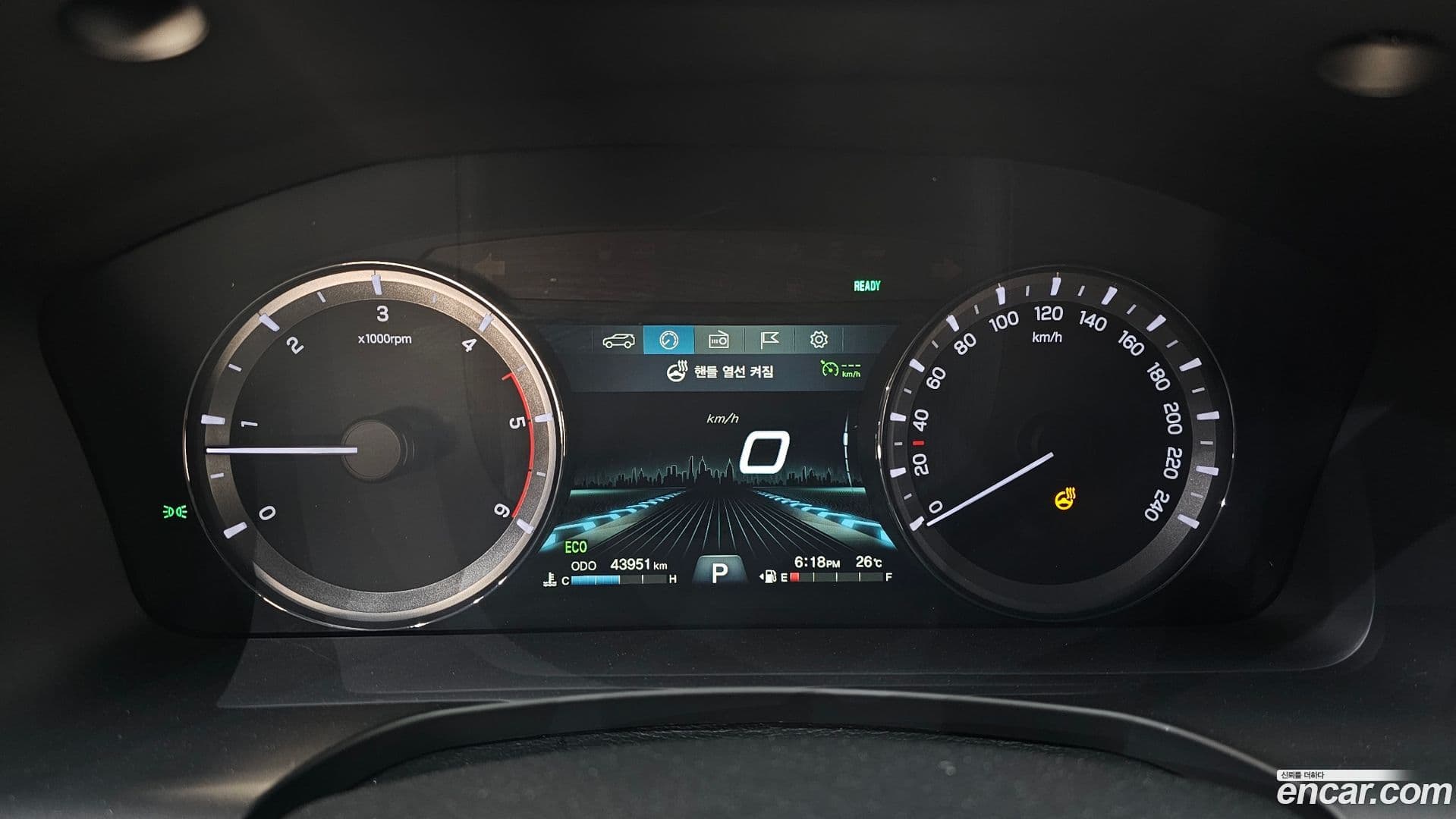 Main__Slider__Photo:Rexton KG Mobility 2021.0-7