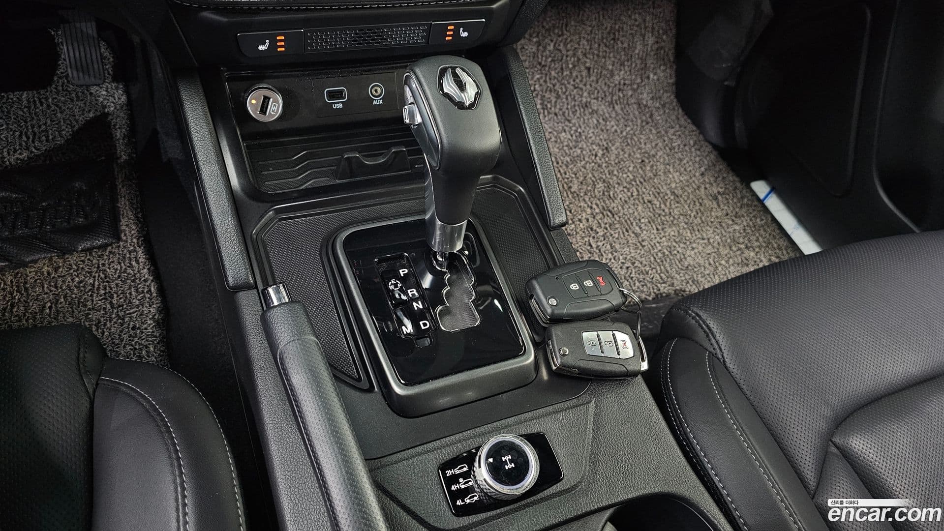 Main__Slider__Photo:Rexton KG Mobility 2021.0-8