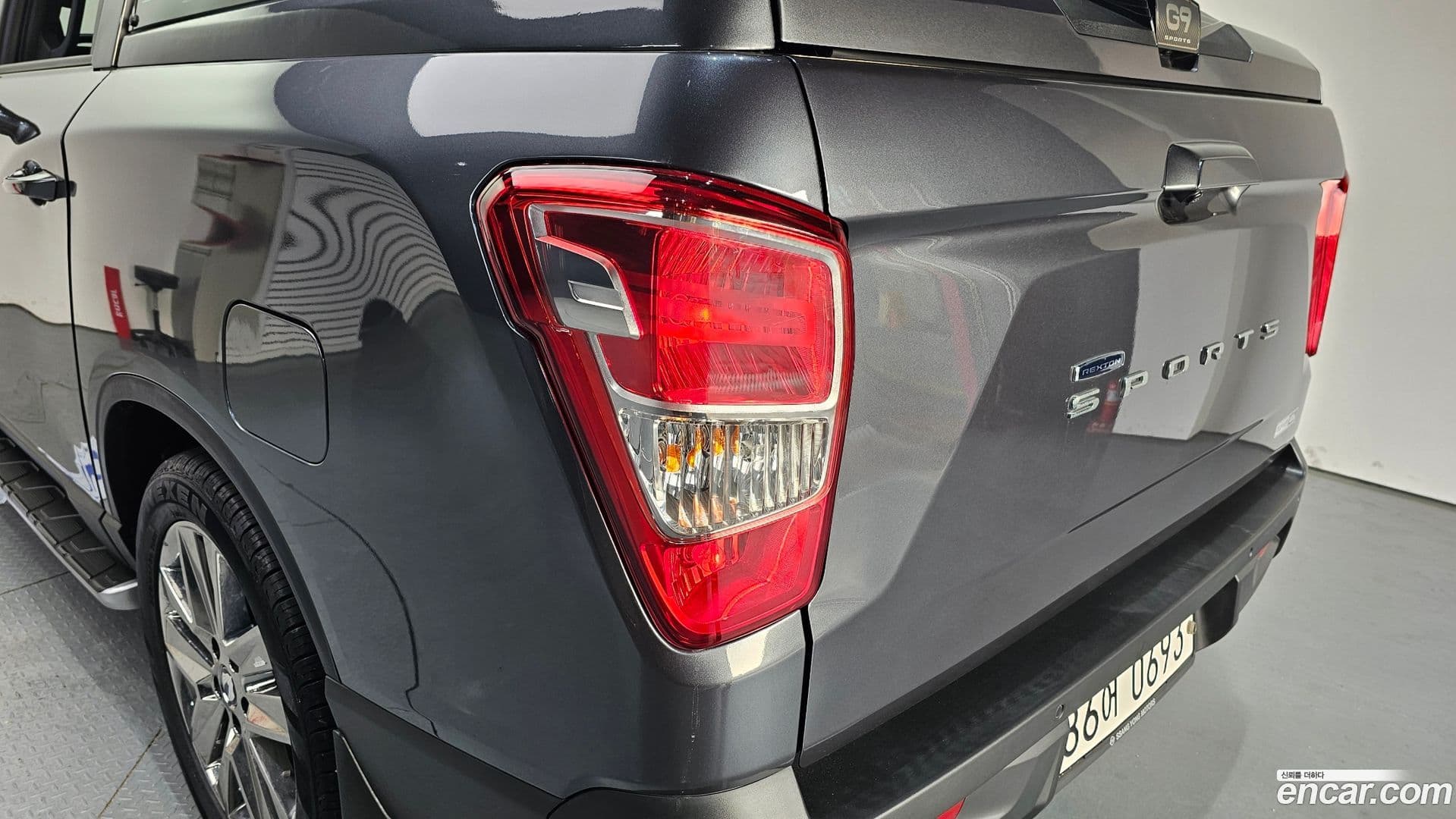Main__Slider__Photo:Rexton KG Mobility 2021.0-22