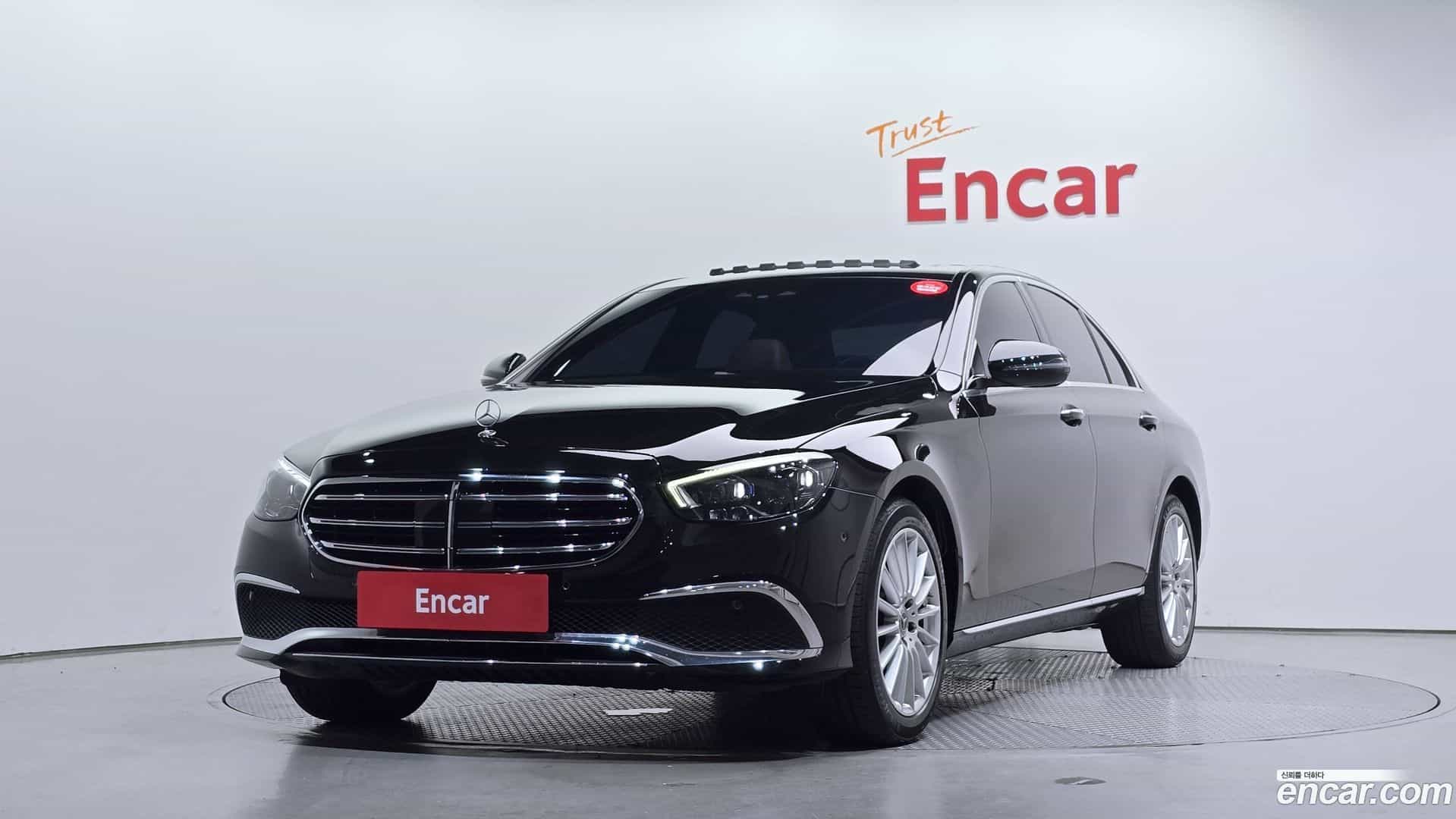 E-Class Mercedes-Benz 2021.2-OUTER-001