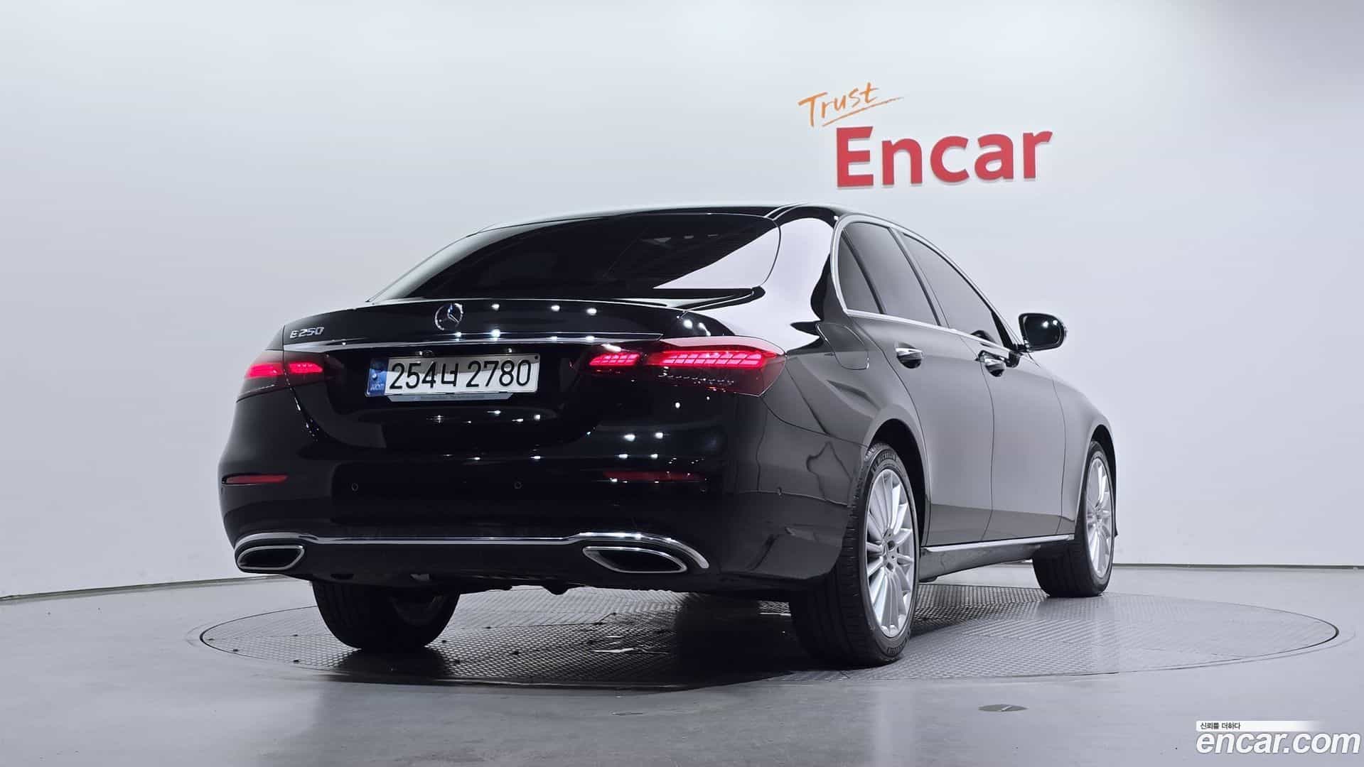 E-Class Mercedes-Benz 2021.2-OUTER-002