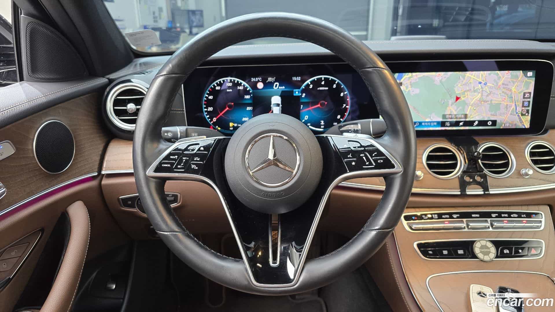 E-Class Mercedes-Benz 2021.2-OPTION-017
