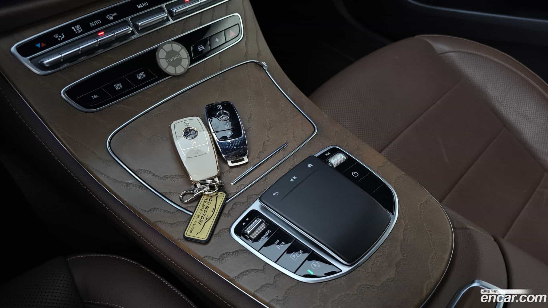 E-Class Mercedes-Benz 2021.2-OPTION-021