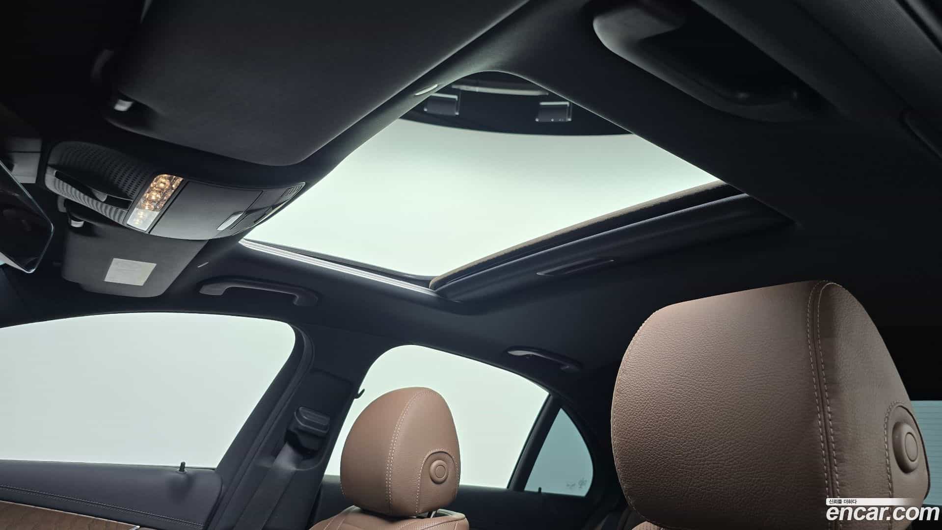 E-Class Mercedes-Benz 2021.2-OPTION-040