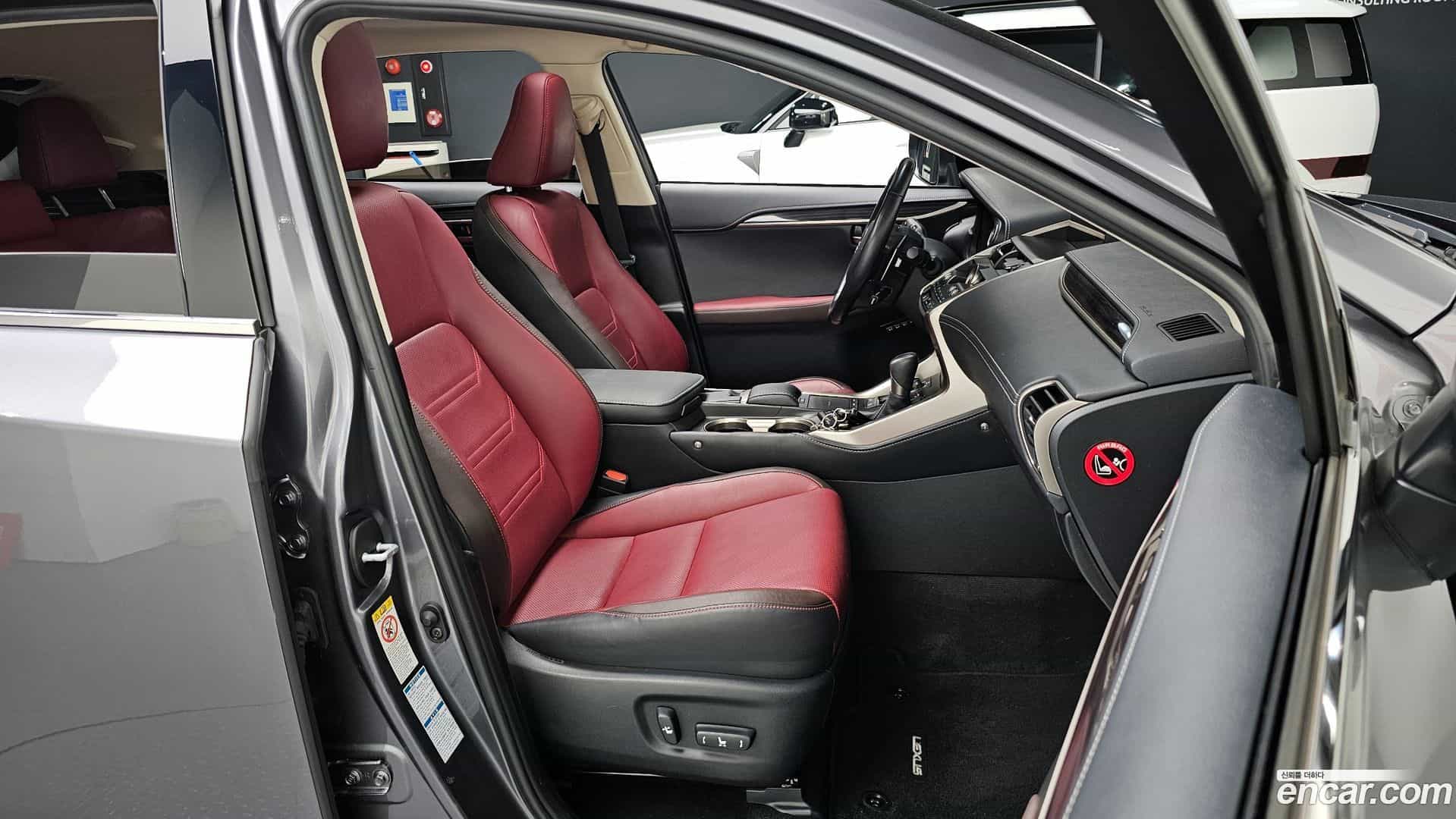NX Lexus 2017.11-INNER-036