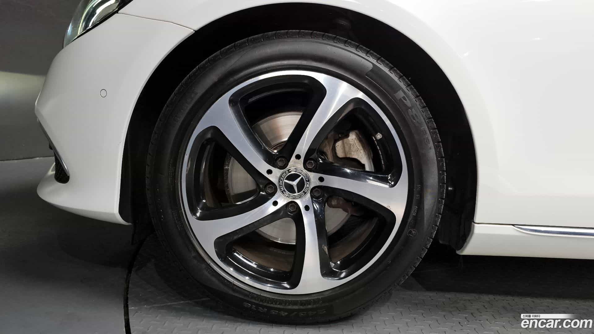 E-Class Mercedes-Benz 2020.0-OUTER-005