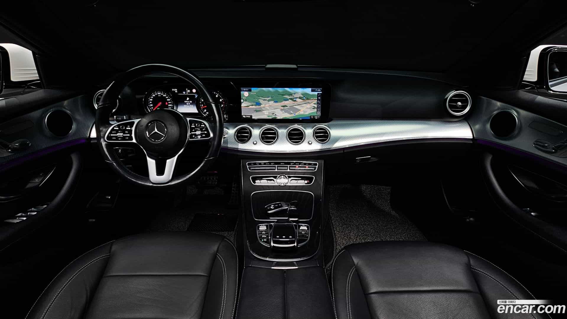 E-Class Mercedes-Benz 2020.0-INNER-007