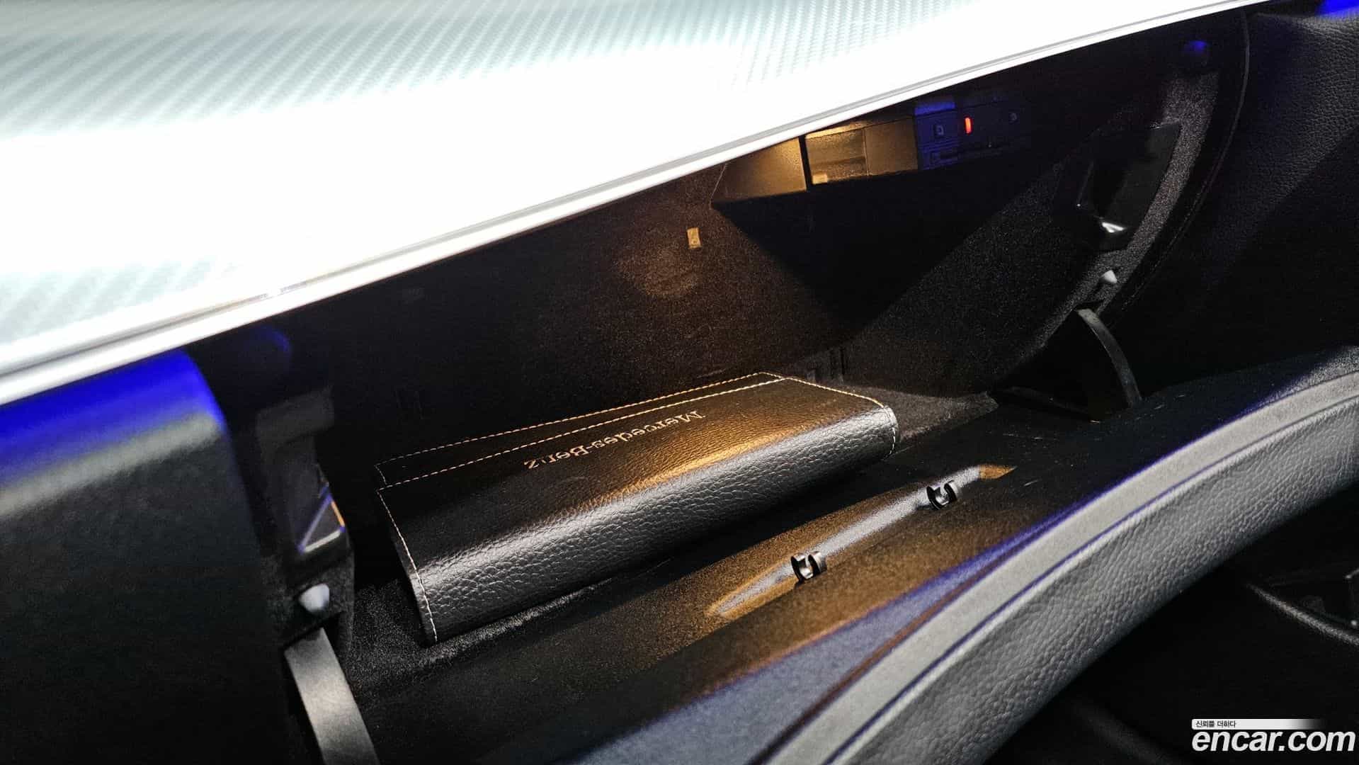 E-Class Mercedes-Benz 2020.0-OPTION-043