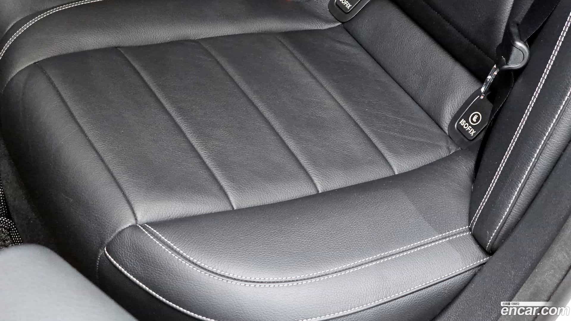 E-Class Mercedes-Benz 2020.0-OPTION-044