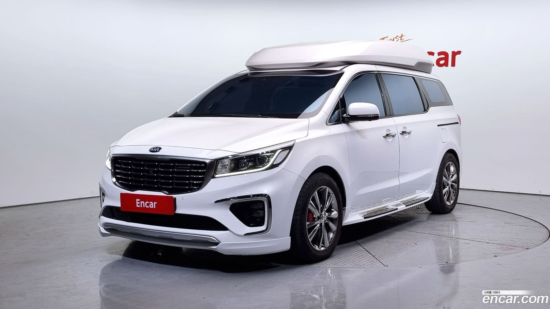 Main__Slider__Photo:Canival Kia 2020.5-0
