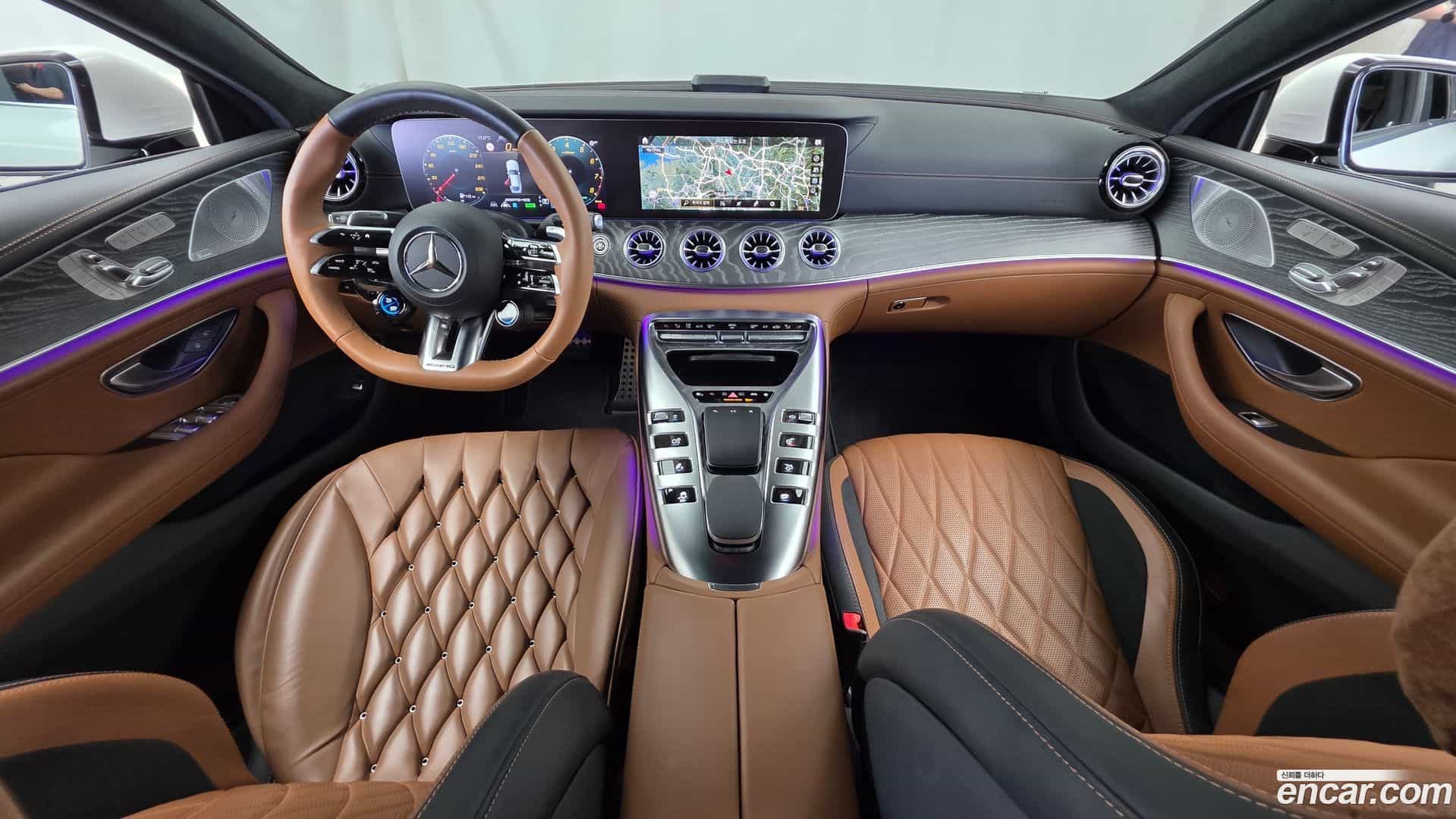 AMG GT Mercedes-Benz 2023.3-INNER-007