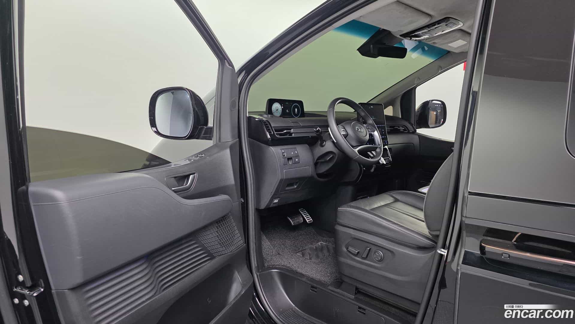 Staria Hyundai 2022.11-INNER-010