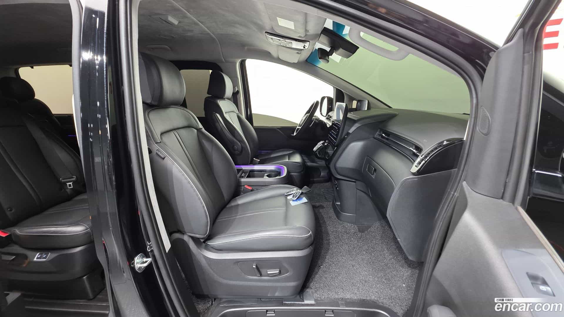 Staria Hyundai 2022.11-INNER-036